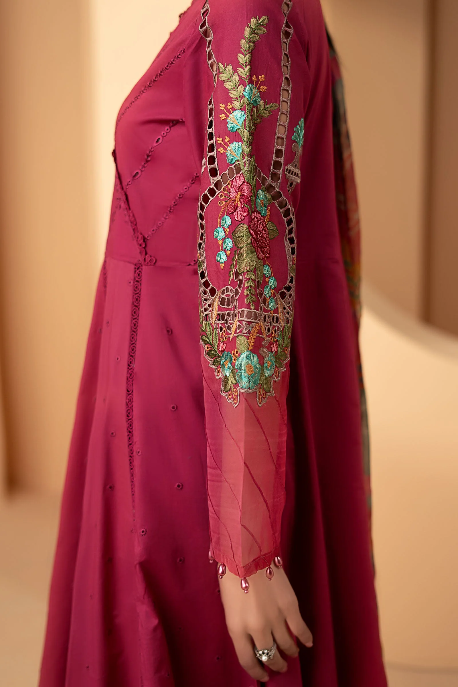 3 Piece Embroidered Dobby Lawn Suit - Image 4
