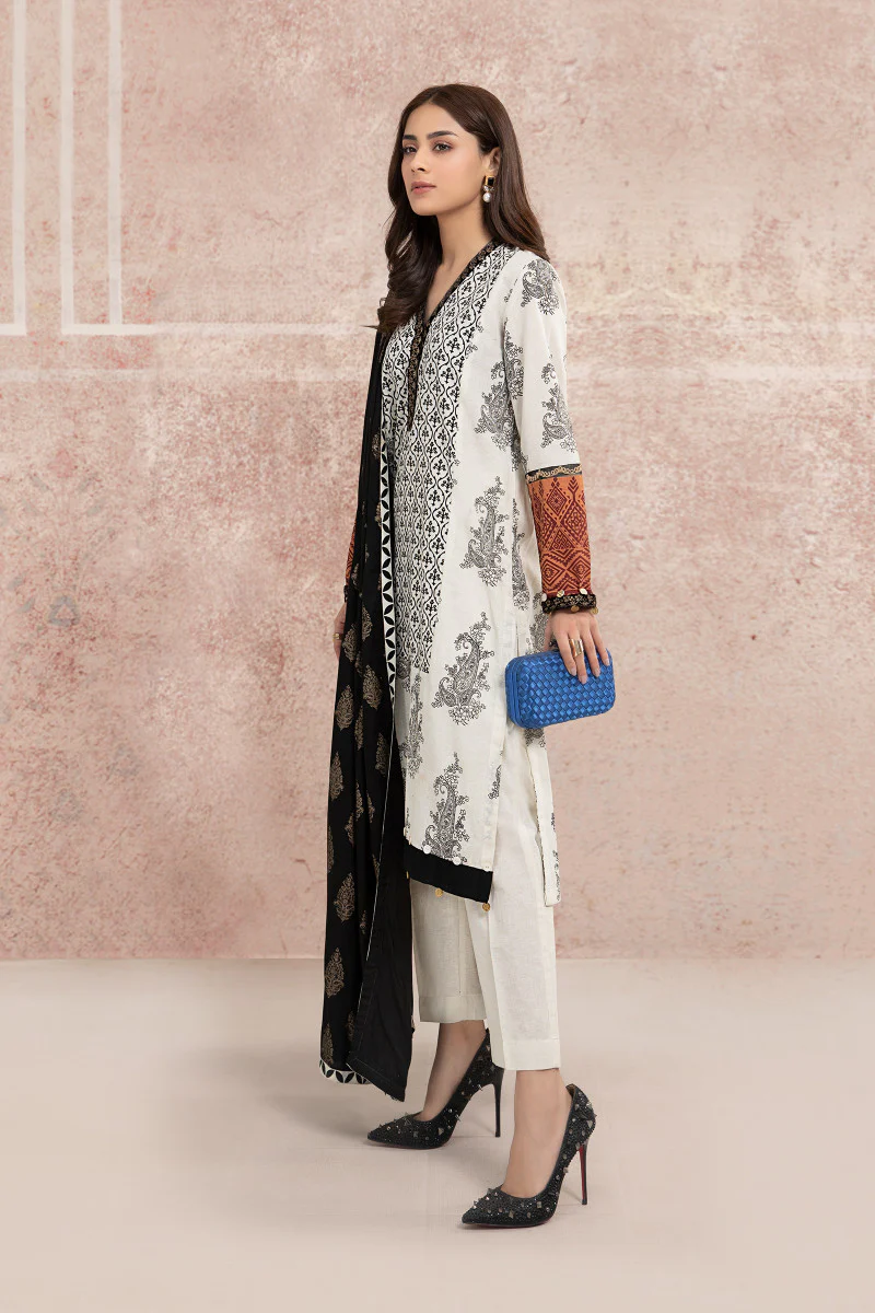 Suit Off White DW-W21-04 - Image 2
