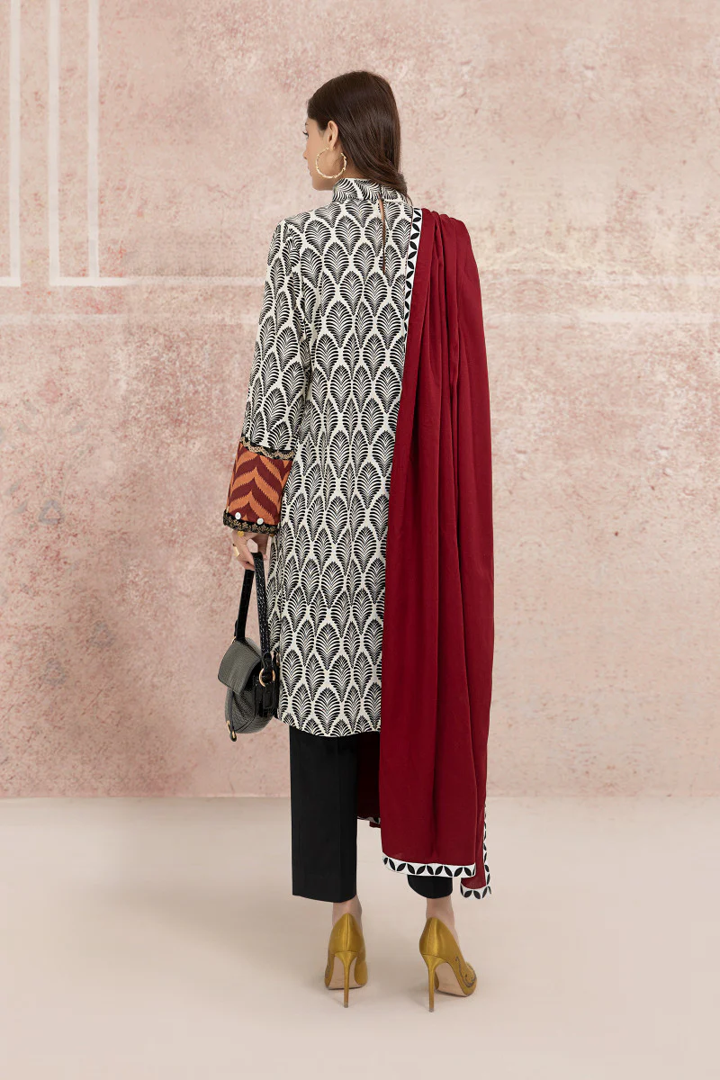 Suit Off White DW-W21-06 - Image 3