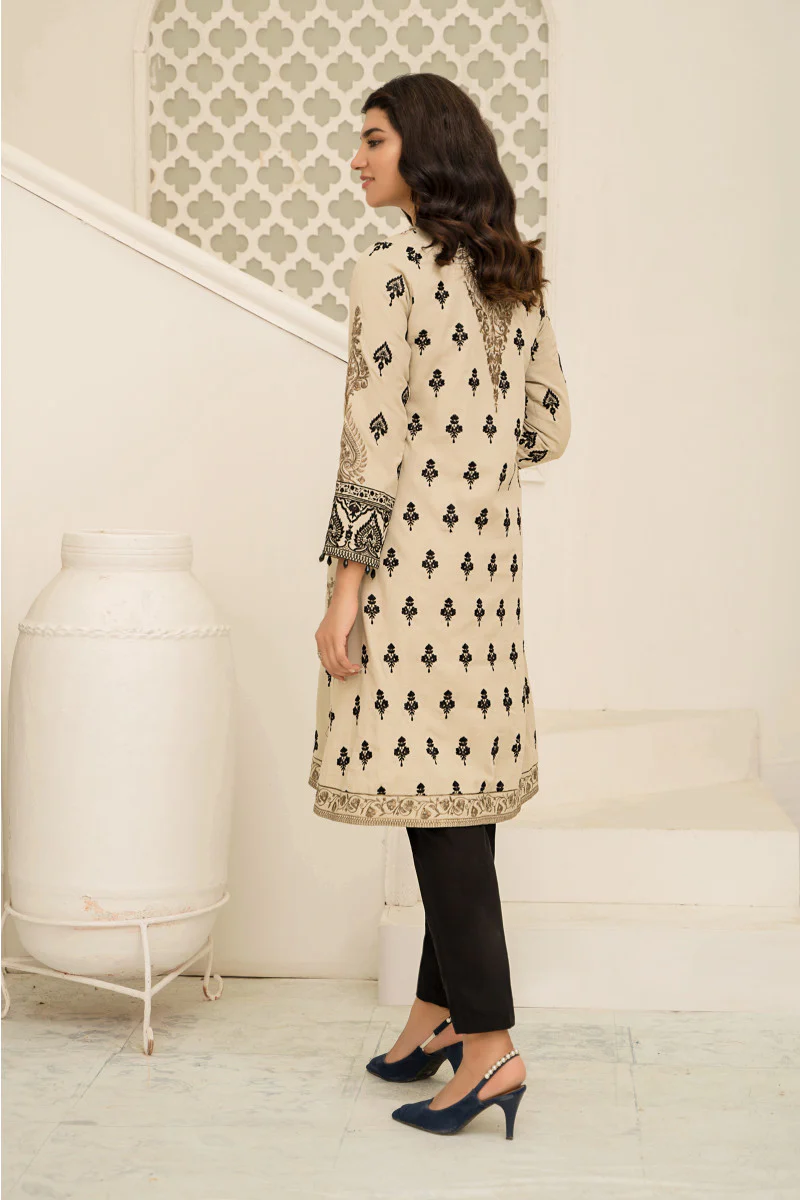 Suit Off White DW-W22-34 - Image 5