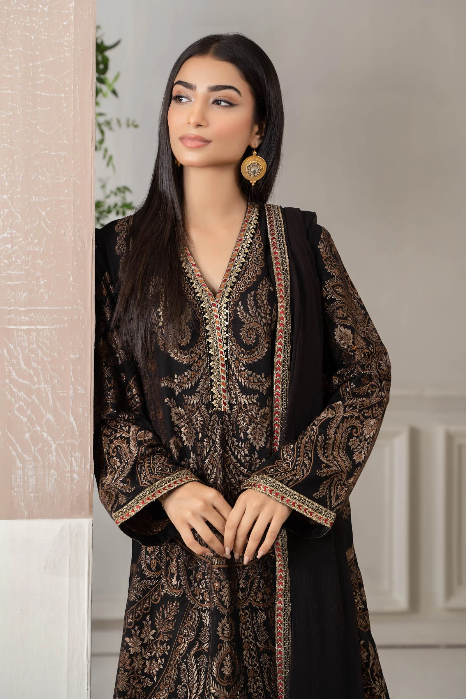 Suit Black DW-W23-105 - Image 3