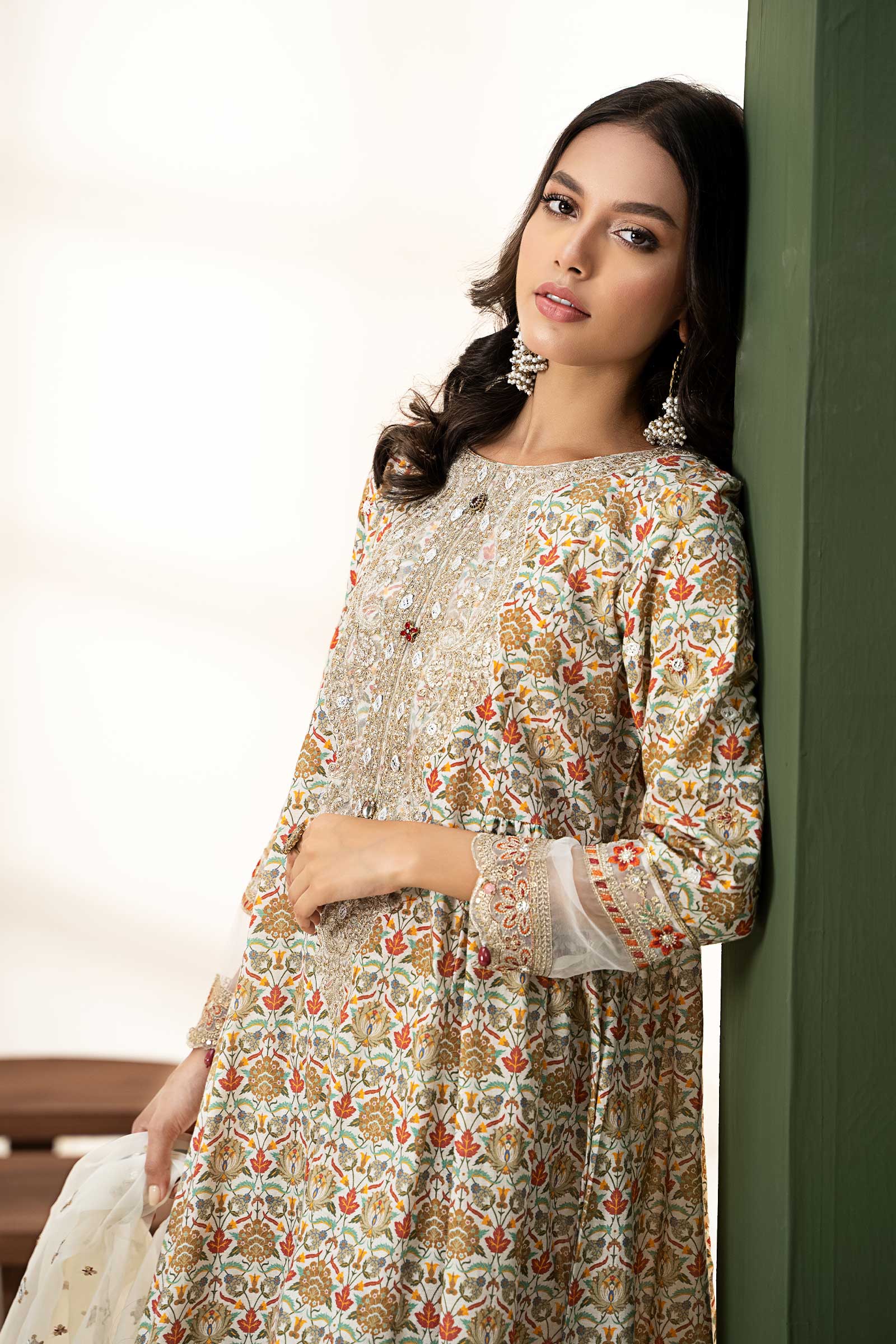 Suit Off White DW-W23-38 - Image 3