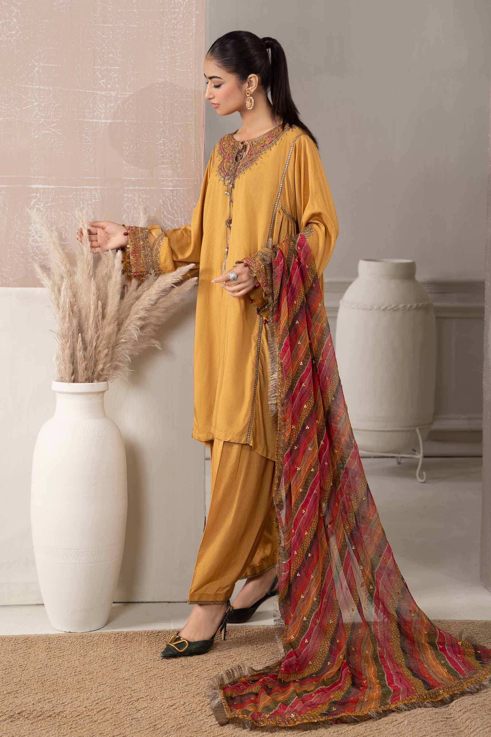 Suit Yellow DW-W23-41 - Image 3