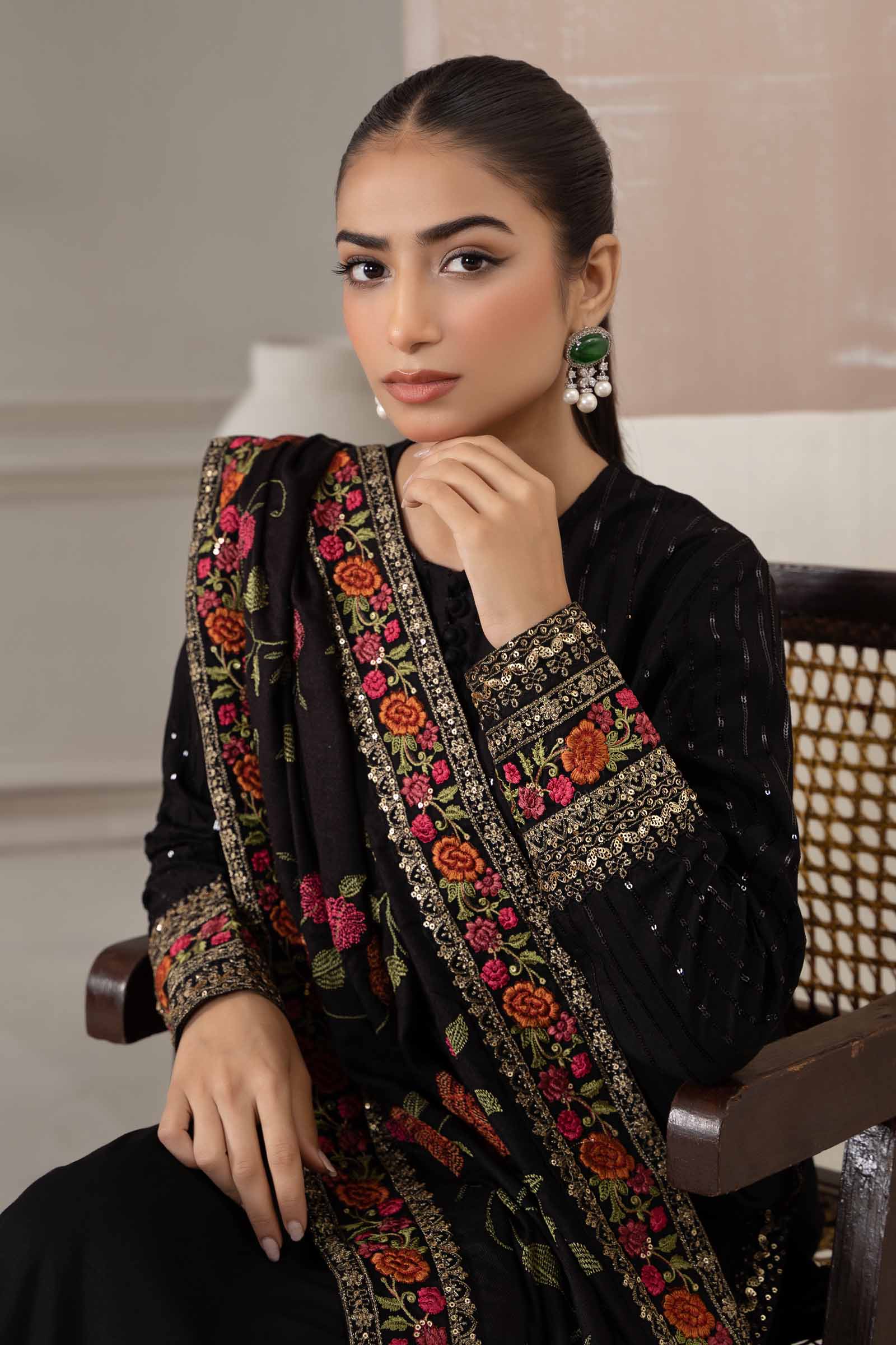 Suit Black DW-W23-74 - Image 3