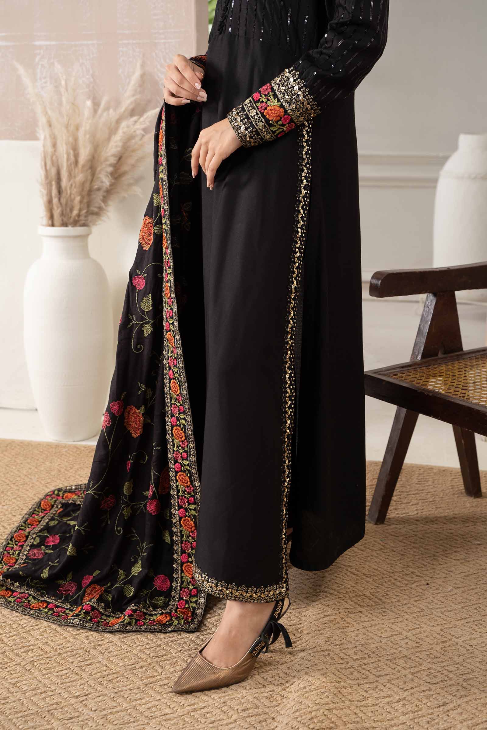 Suit Black DW-W23-74 - Image 4