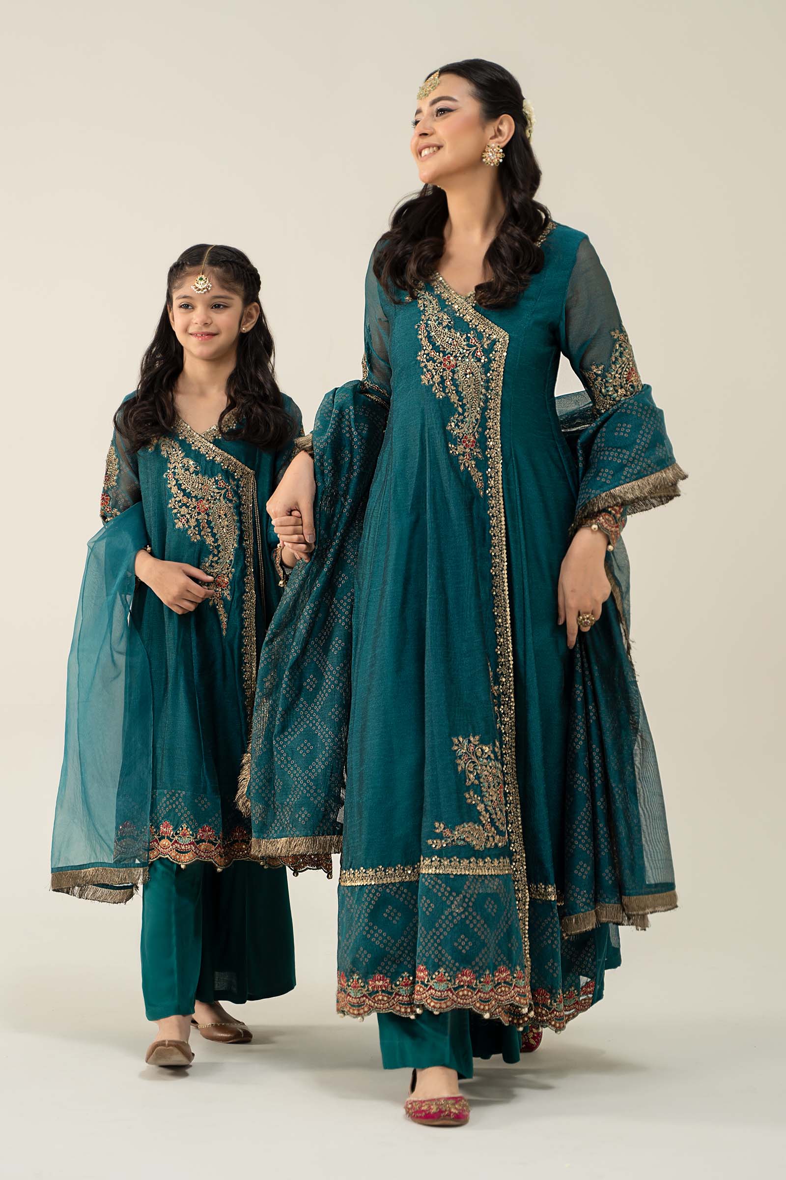 3 Piece Embroidered Paper Cotton Suit - Image 2