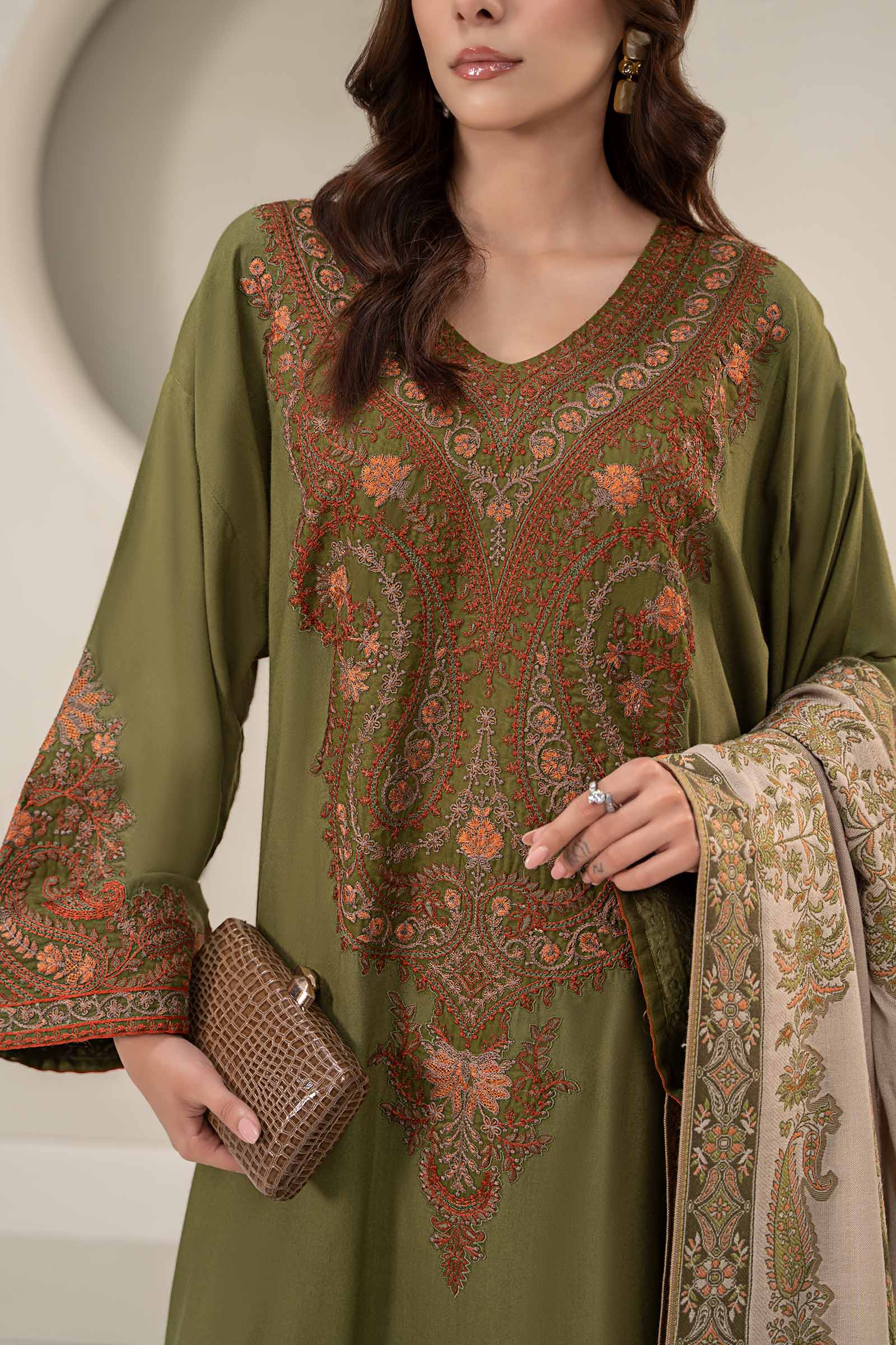 3 Piece Embroidered Linen Suit - Image 3