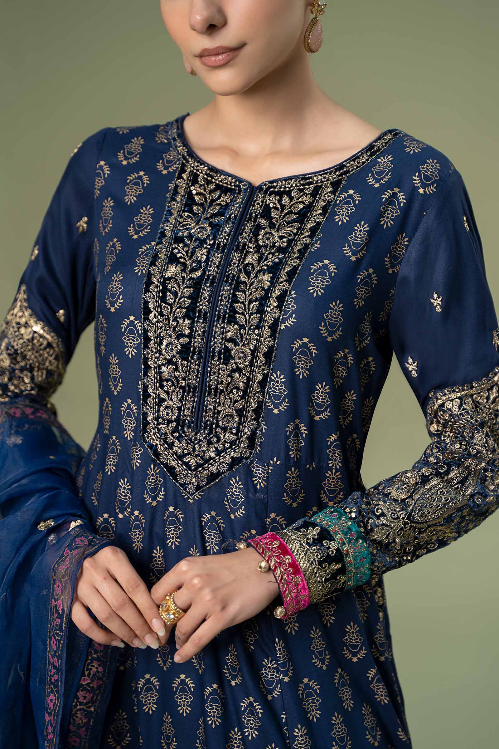 3 Piece Embroidered Linen Suit - Image 2