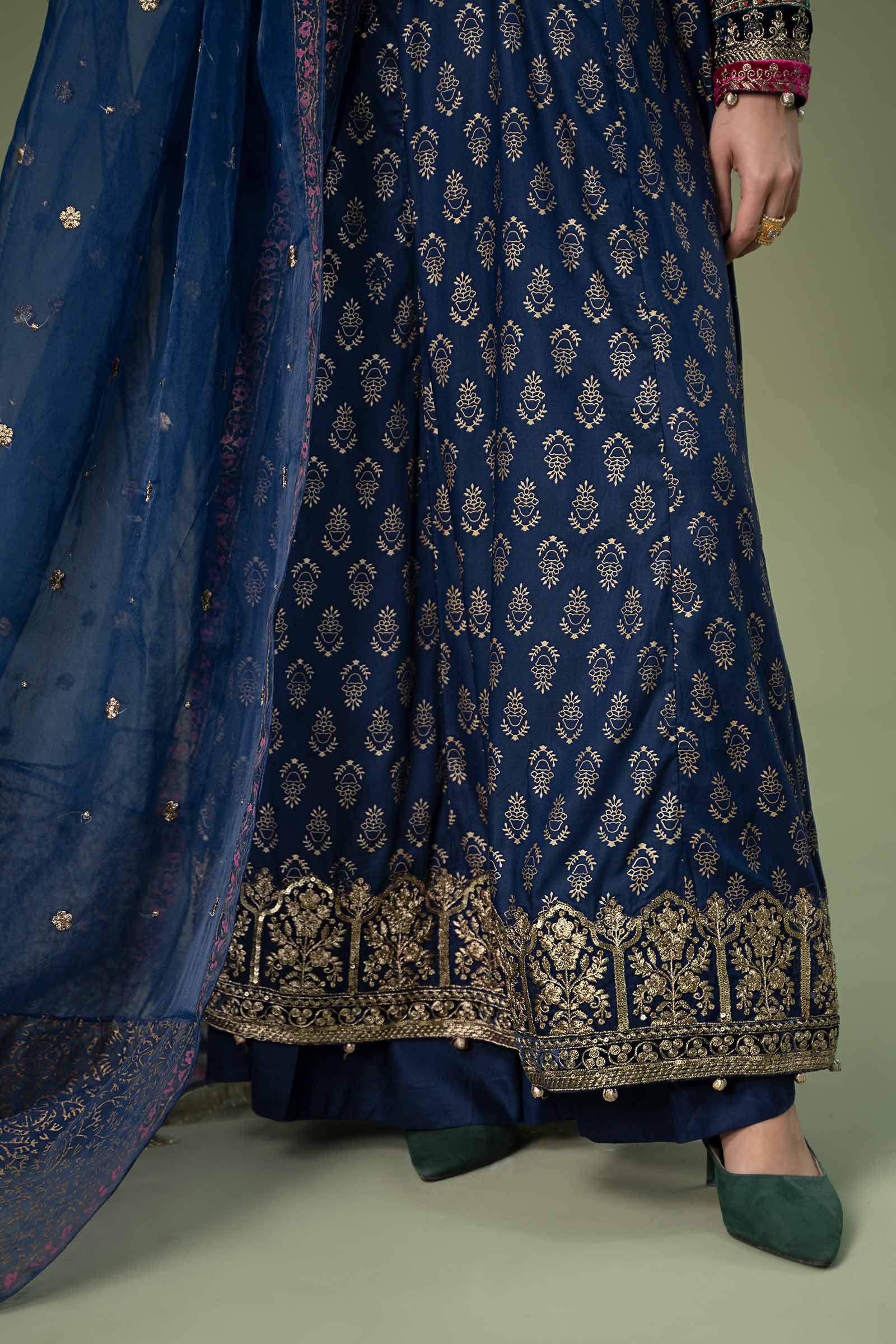 3 Piece Embroidered Linen Suit - Image 3