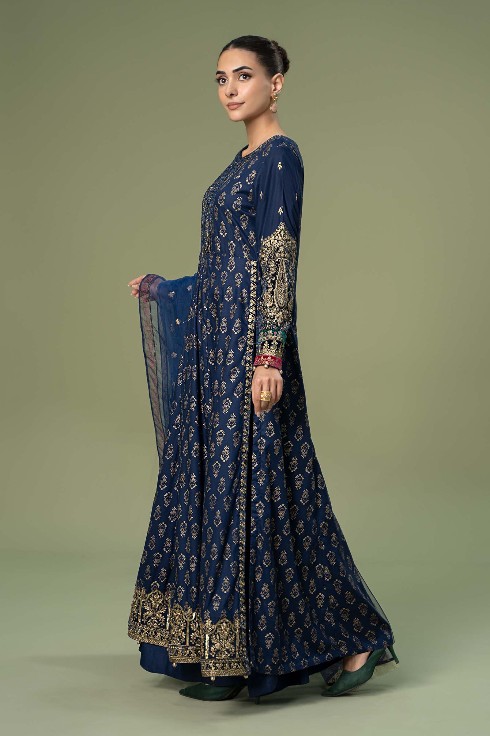 3 Piece Embroidered Linen Suit - Image 4