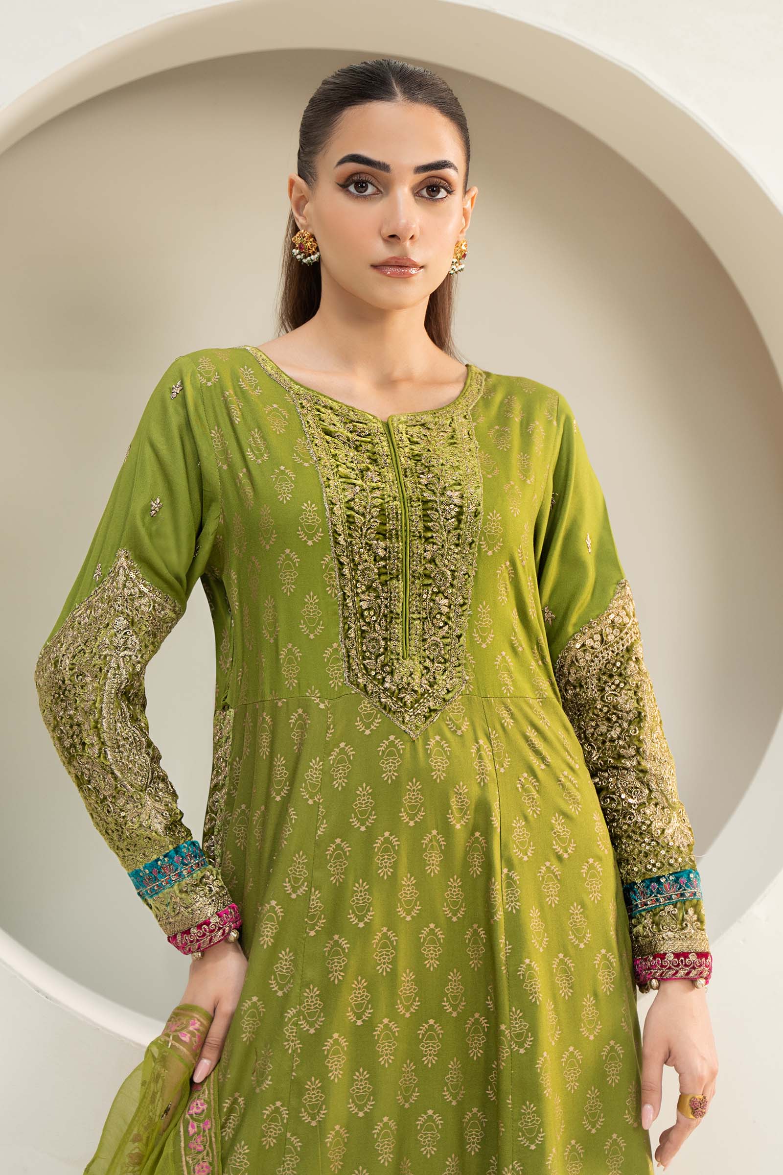 3 Piece Embroidered Linen Suit - Image 2