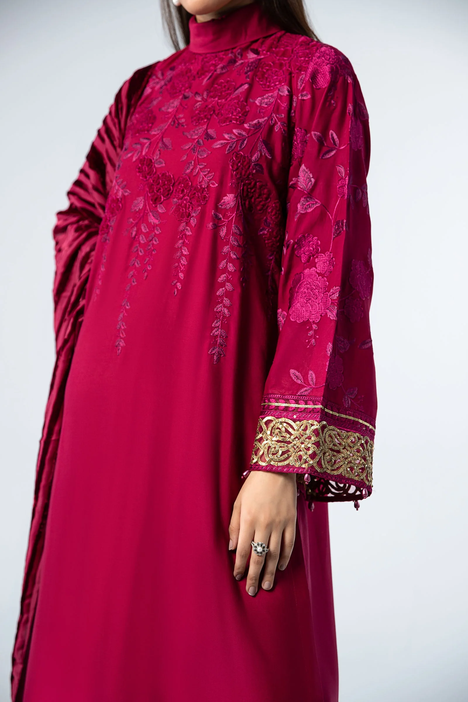 3 Piece Embroidered Linen Suit - Image 4