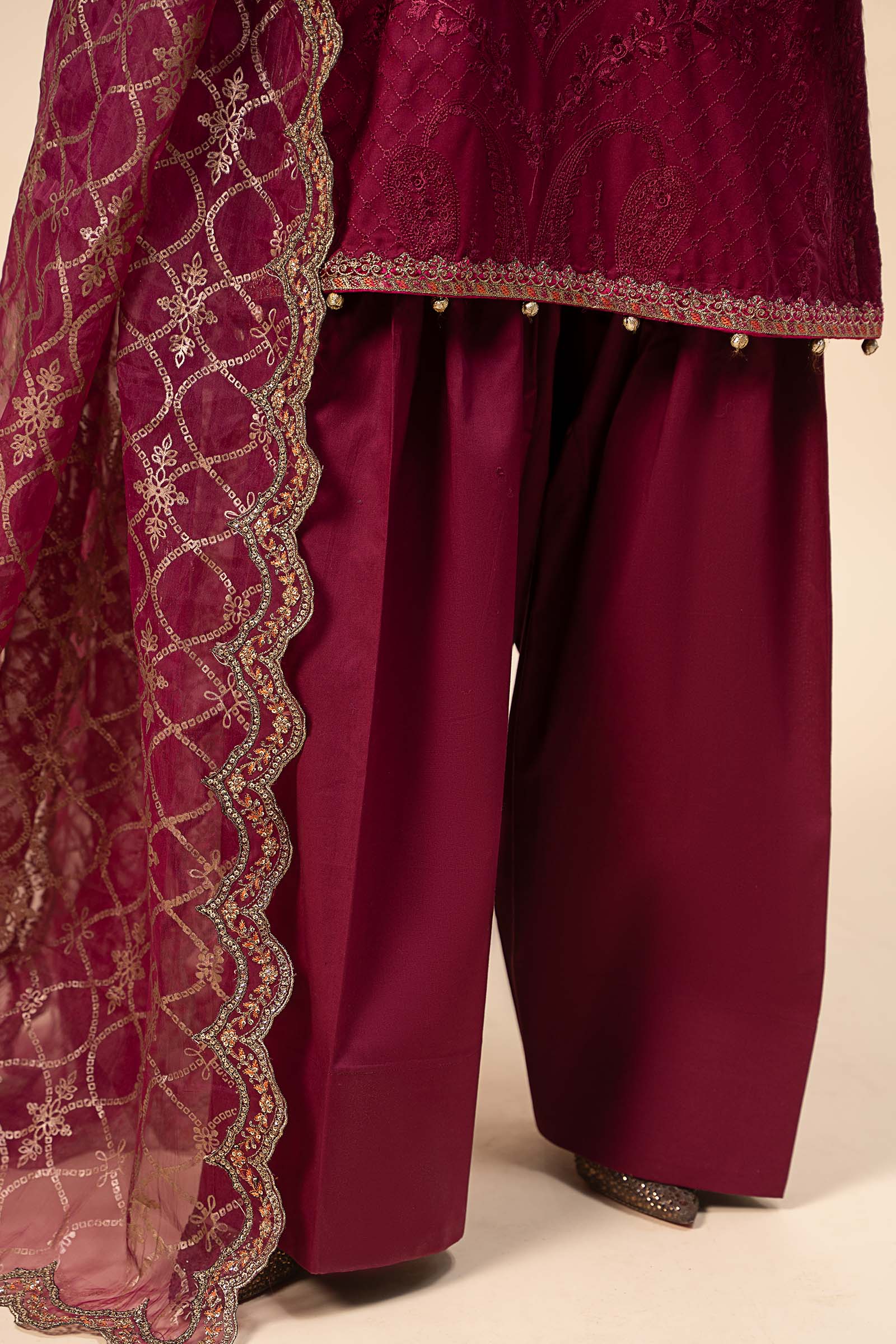 3 Piece Embroidered Linen Suit - Image 3
