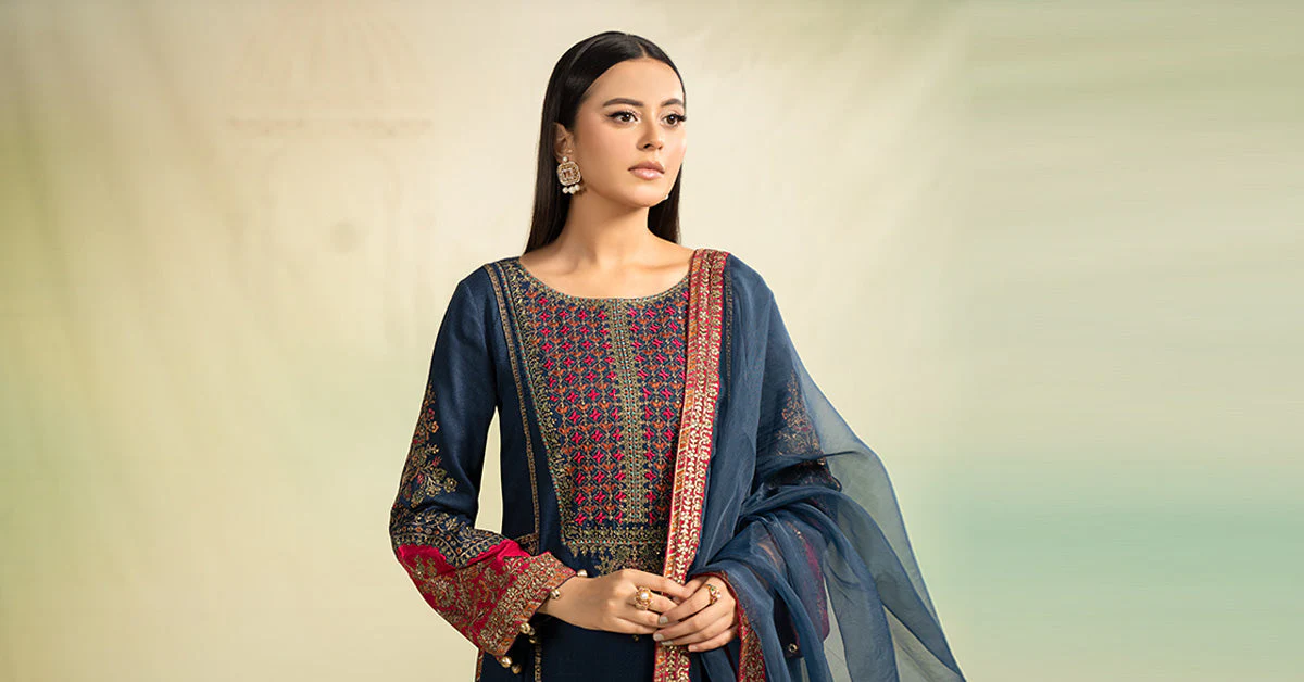 3 Piece Embroidered Linen Suit - Image 7