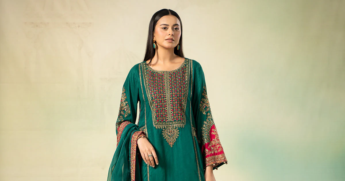 3 Piece Embroidered Linen Suit - Image 6