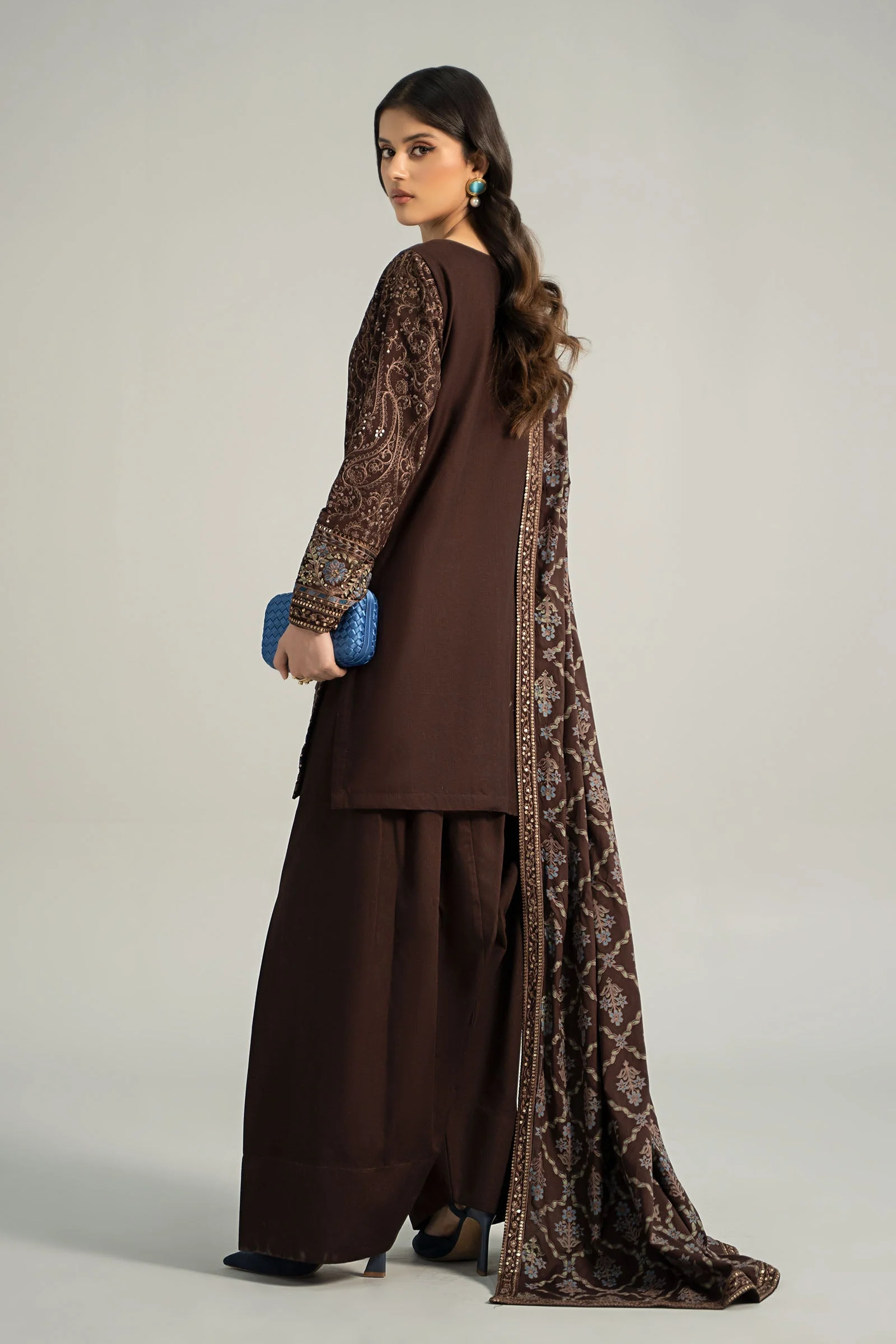 3 Piece Embroidered Khaddar Suit - Image 6