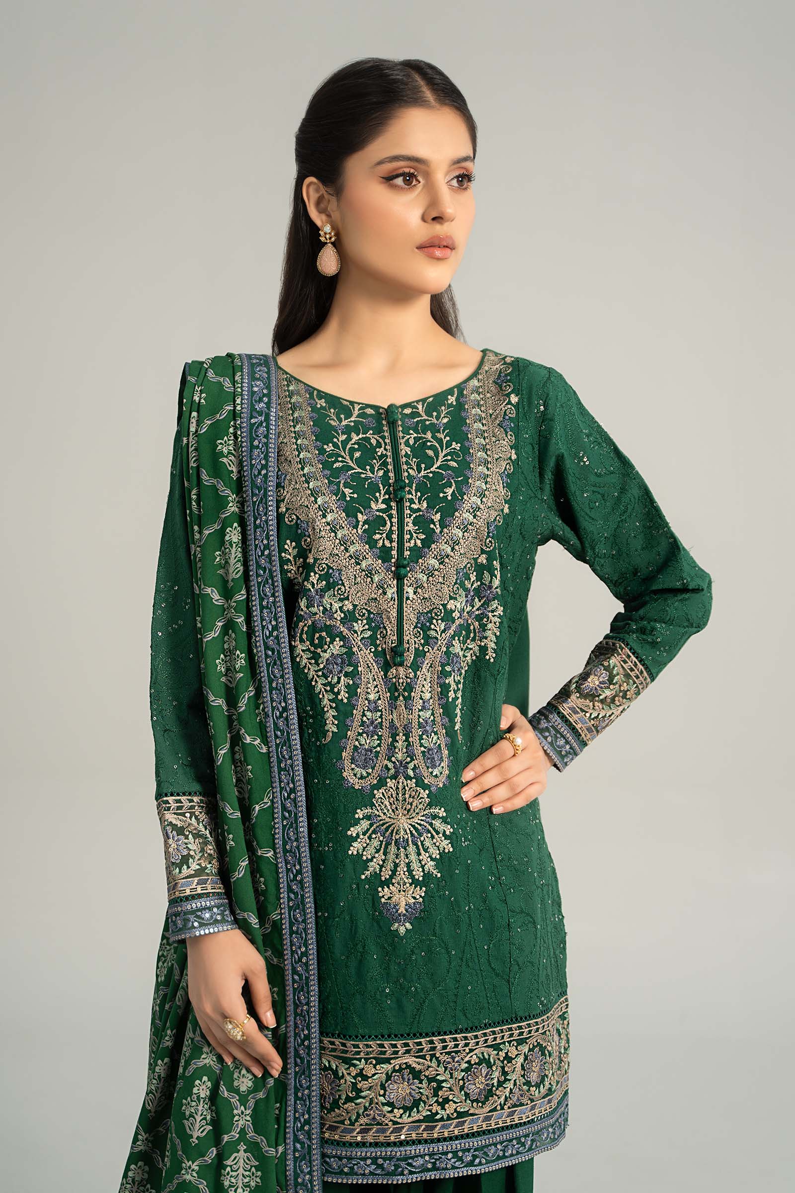 3 Piece Embroidered Khaddar Suit - Image 2