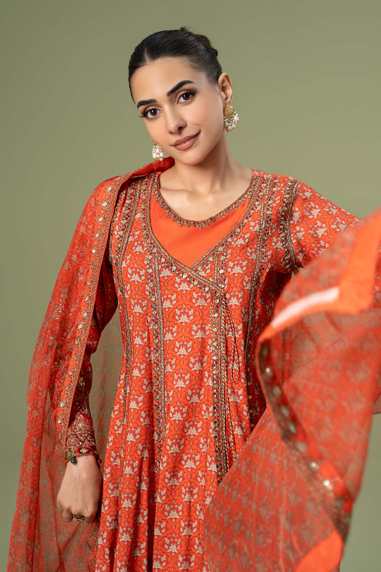 3 Piece Embroidered Linen Suit - Image 5