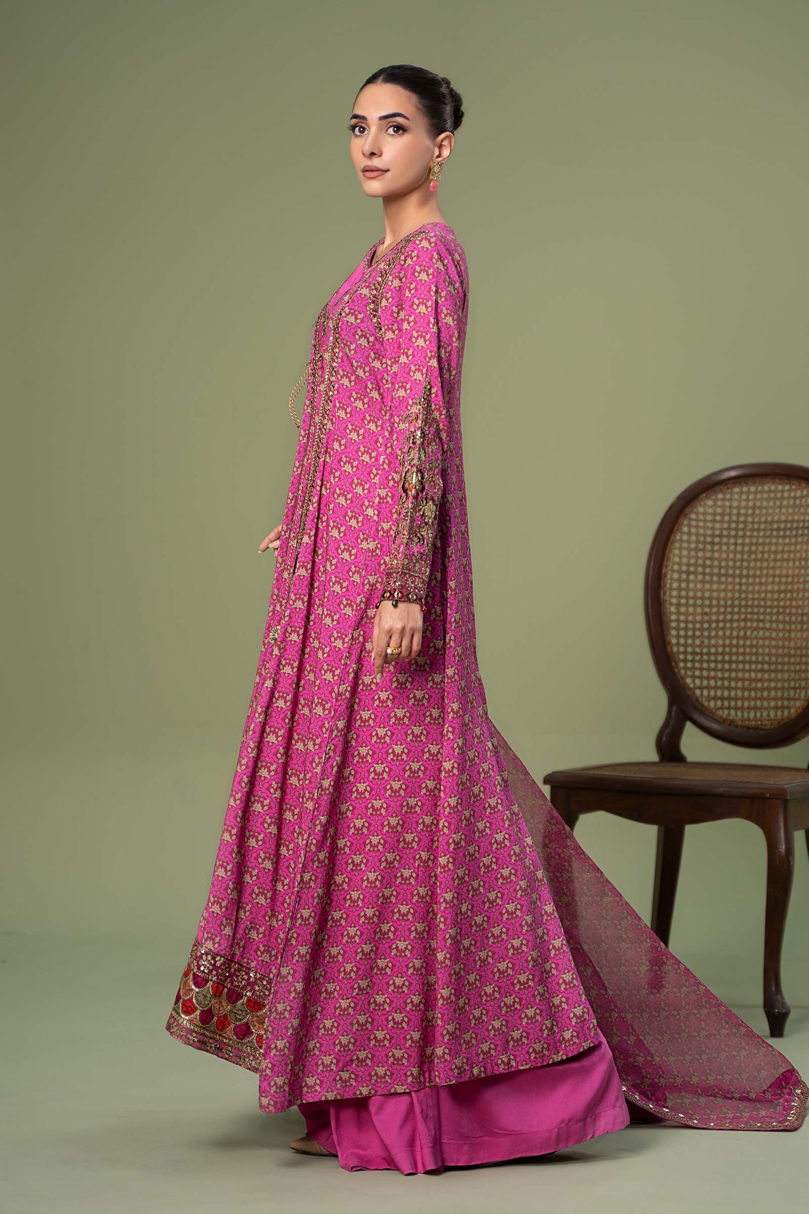 3 Piece Embroidered Linen Suit - Image 6