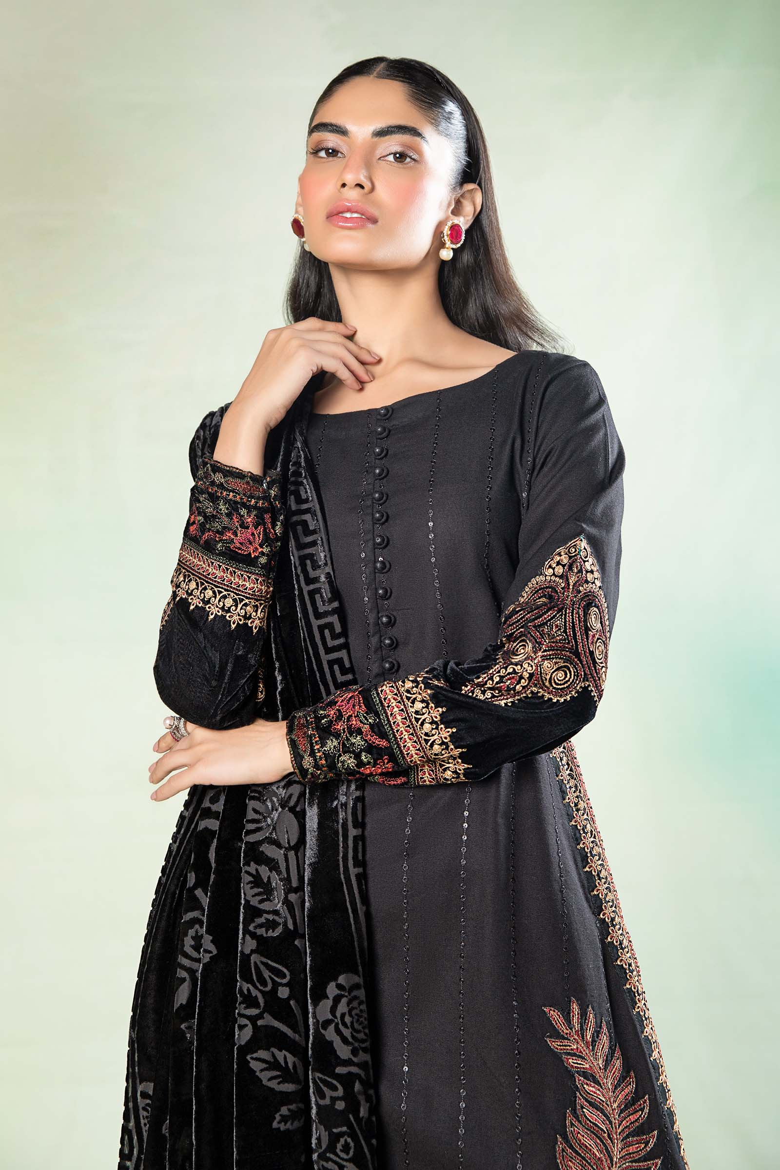 3 Piece Embroidered Khaddar Suit - Image 2