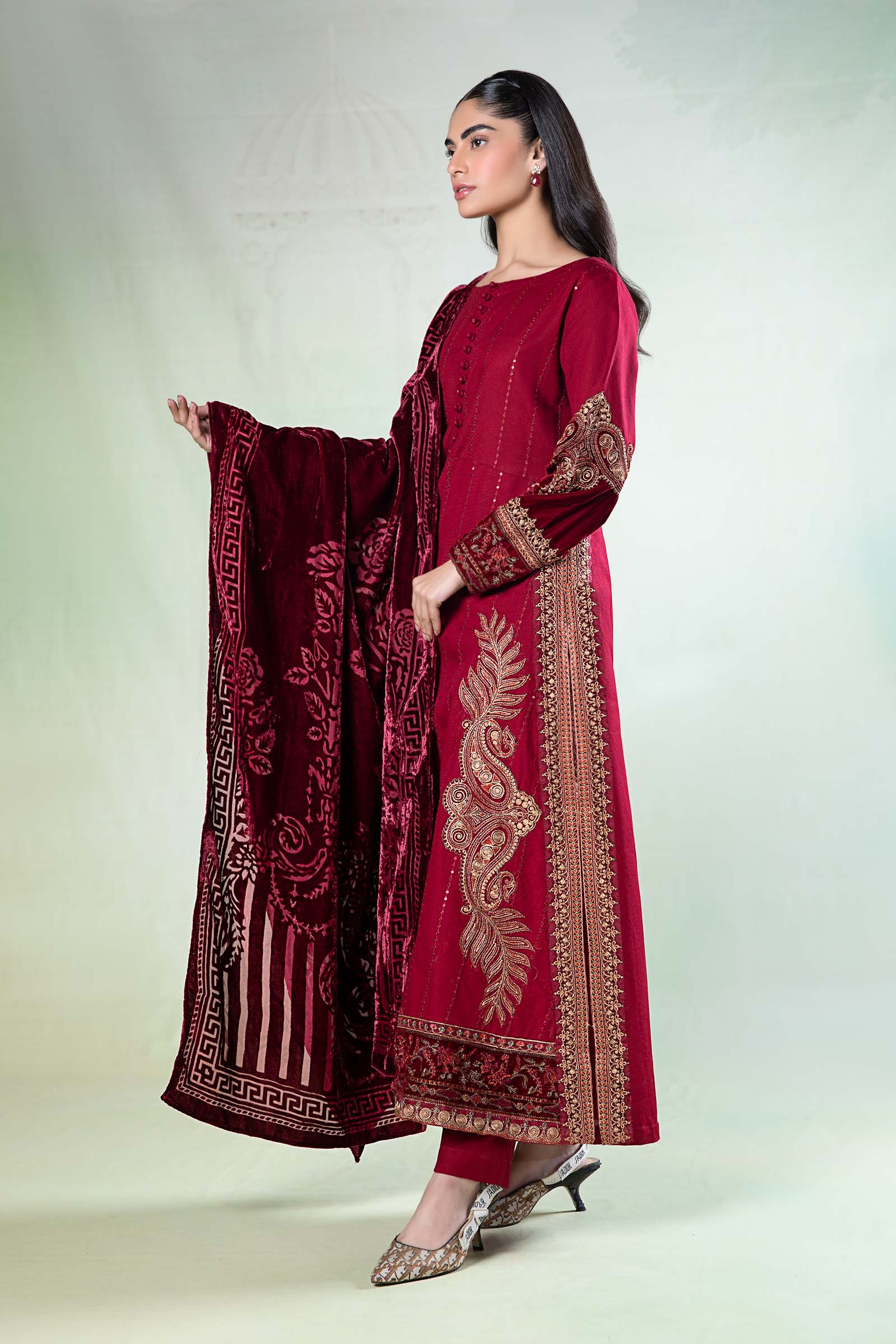 3 Piece Embroidered Khaddar Suit - Image 4