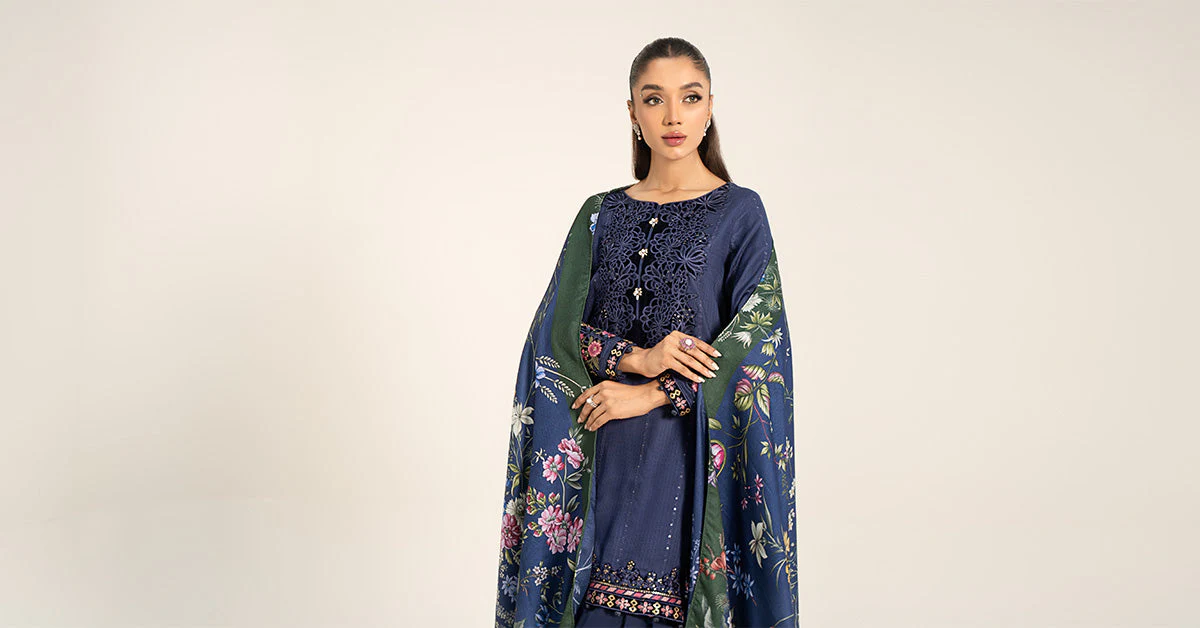 3 Piece Embroidered Linen Suit - Image 12