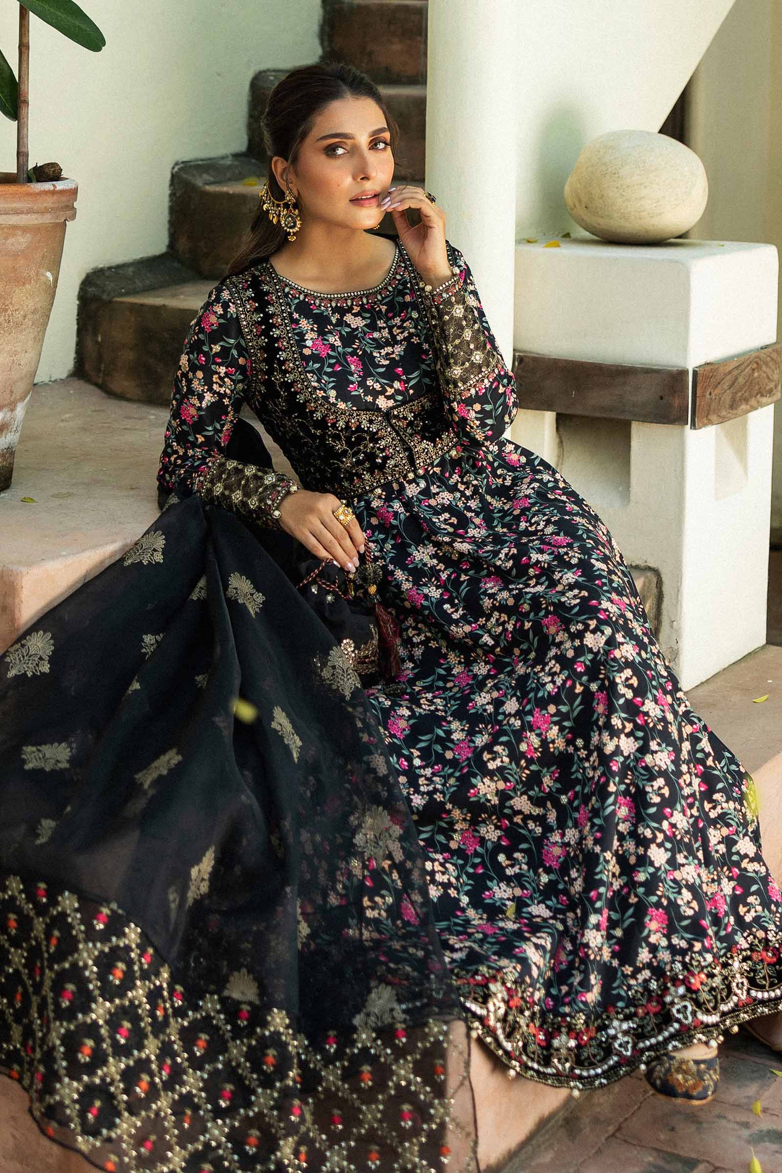 3 Piece Embroidered Linen Suit - Image 3