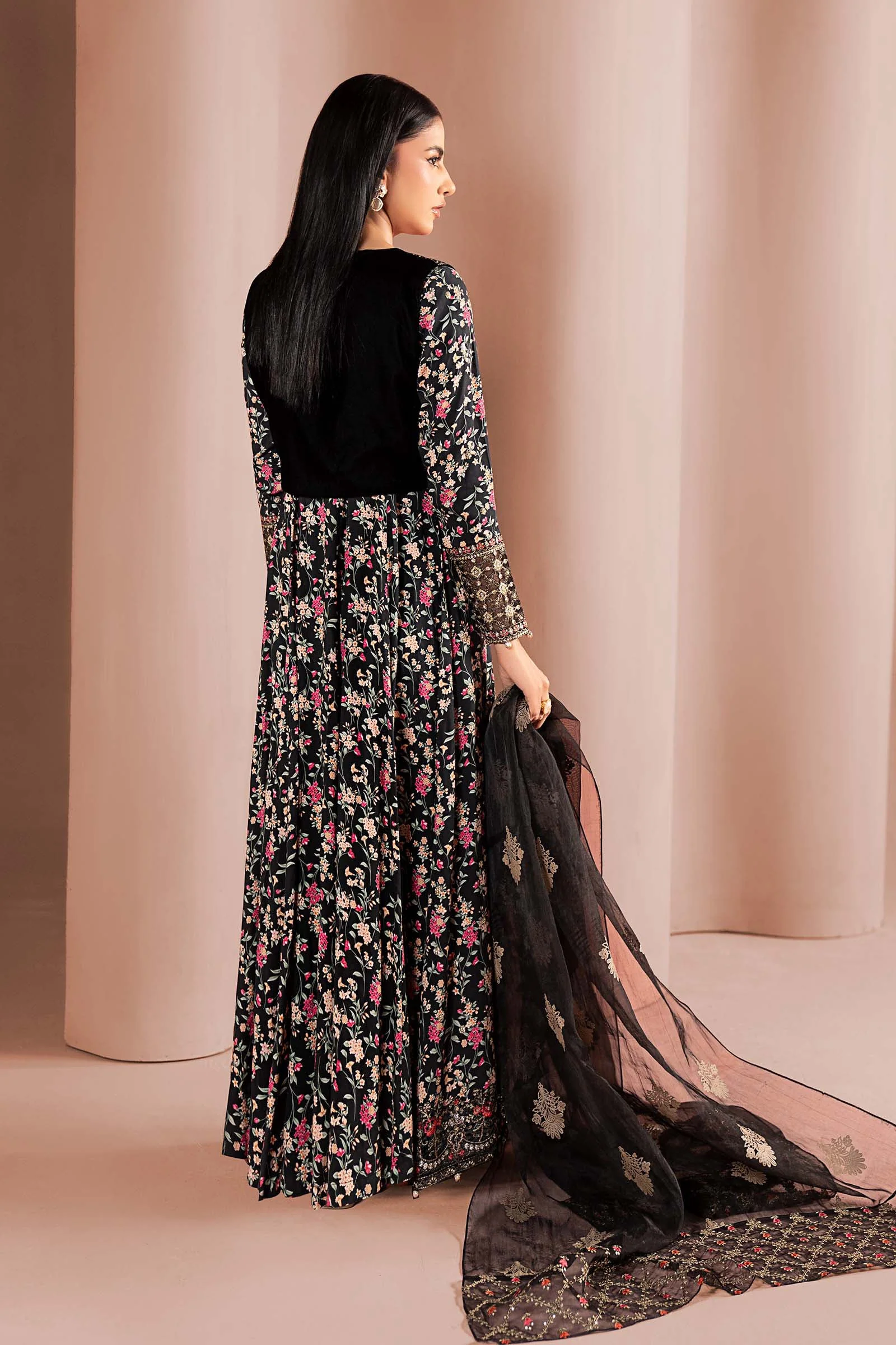 3 Piece Embroidered Linen Suit - Image 7