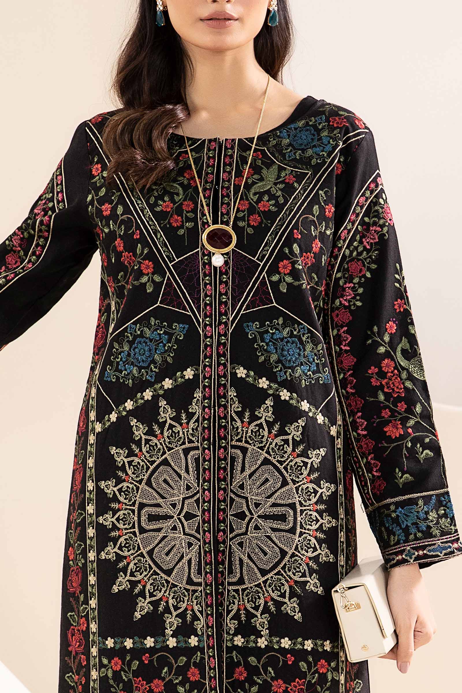 3 Piece Embroidered Khaddar Suit - Image 2