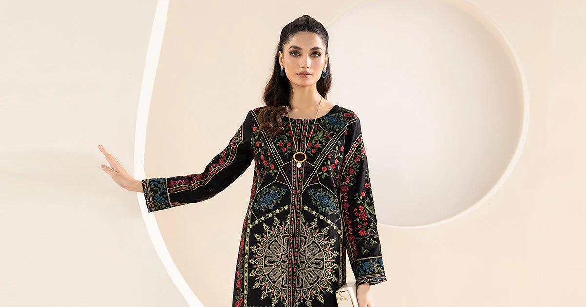3 Piece Embroidered Khaddar Suit - Image 5