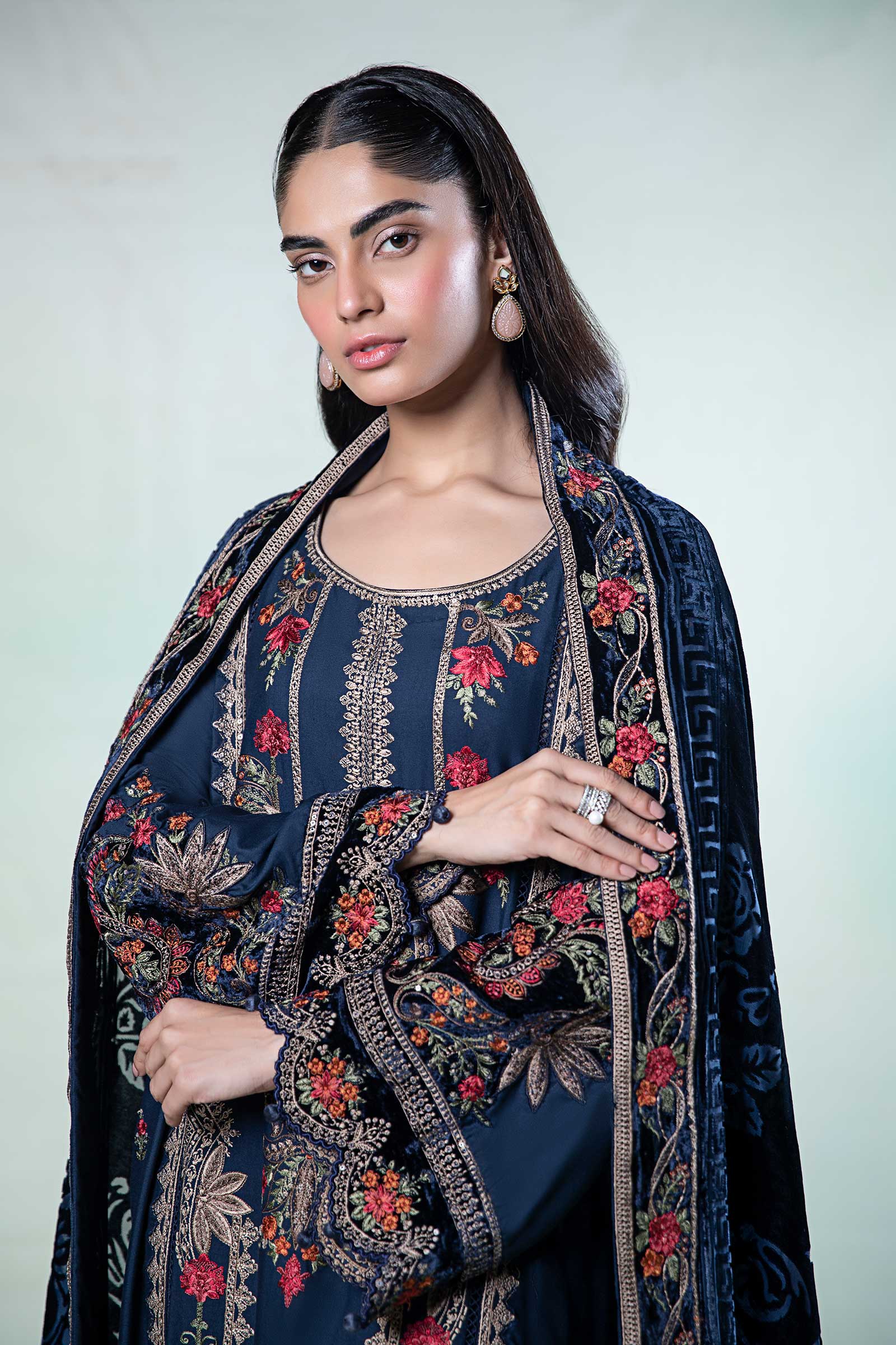 3 Piece Embroidered Linen Suit - Image 2