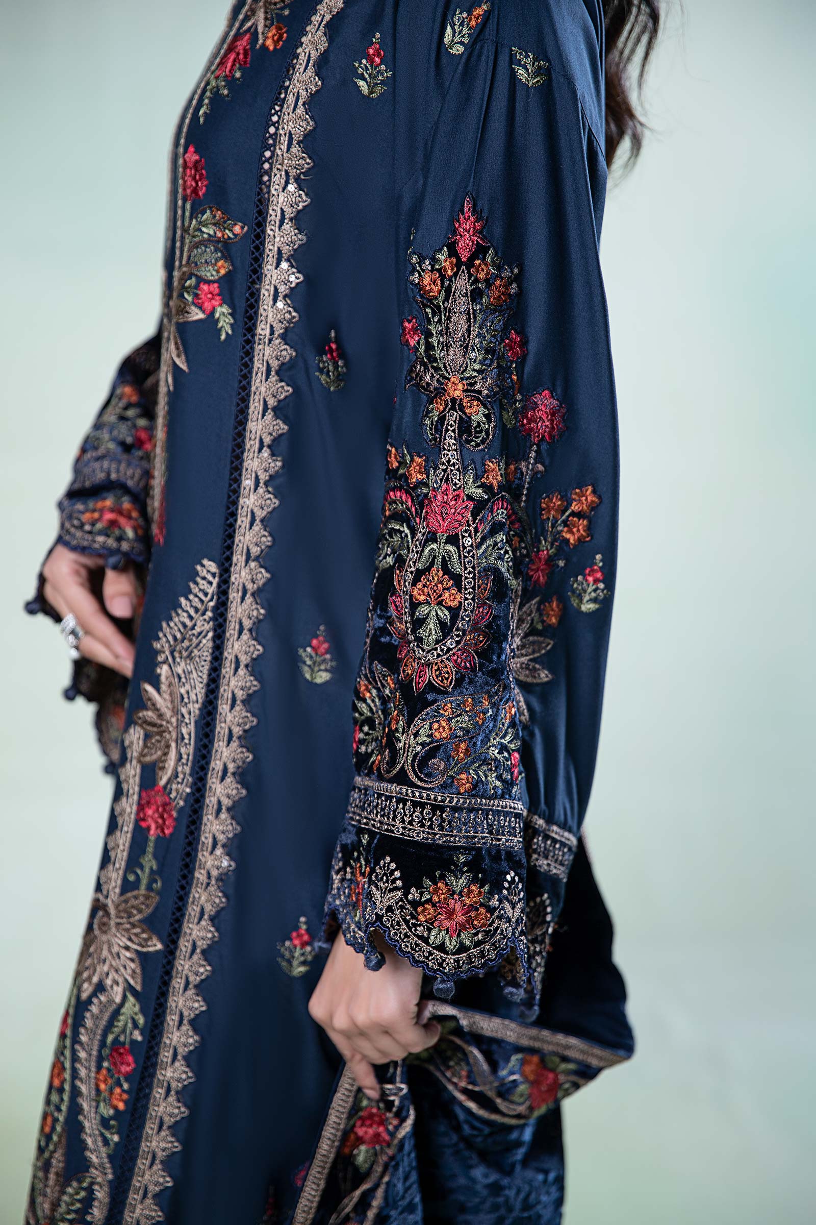 3 Piece Embroidered Linen Suit - Image 5