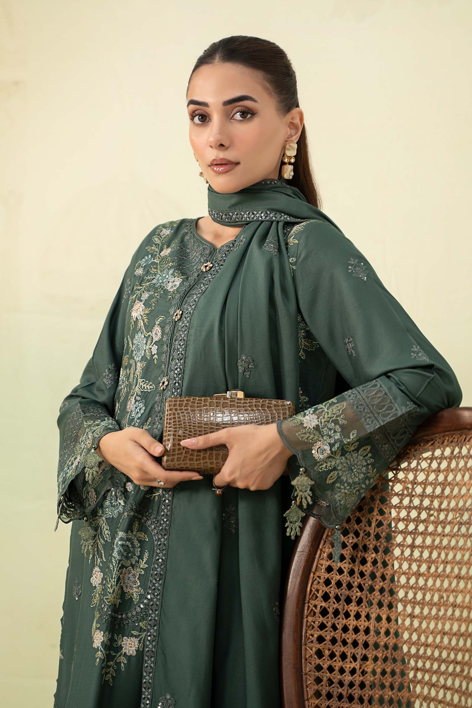 3 Piece Embroidered Linen Suit - Image 2