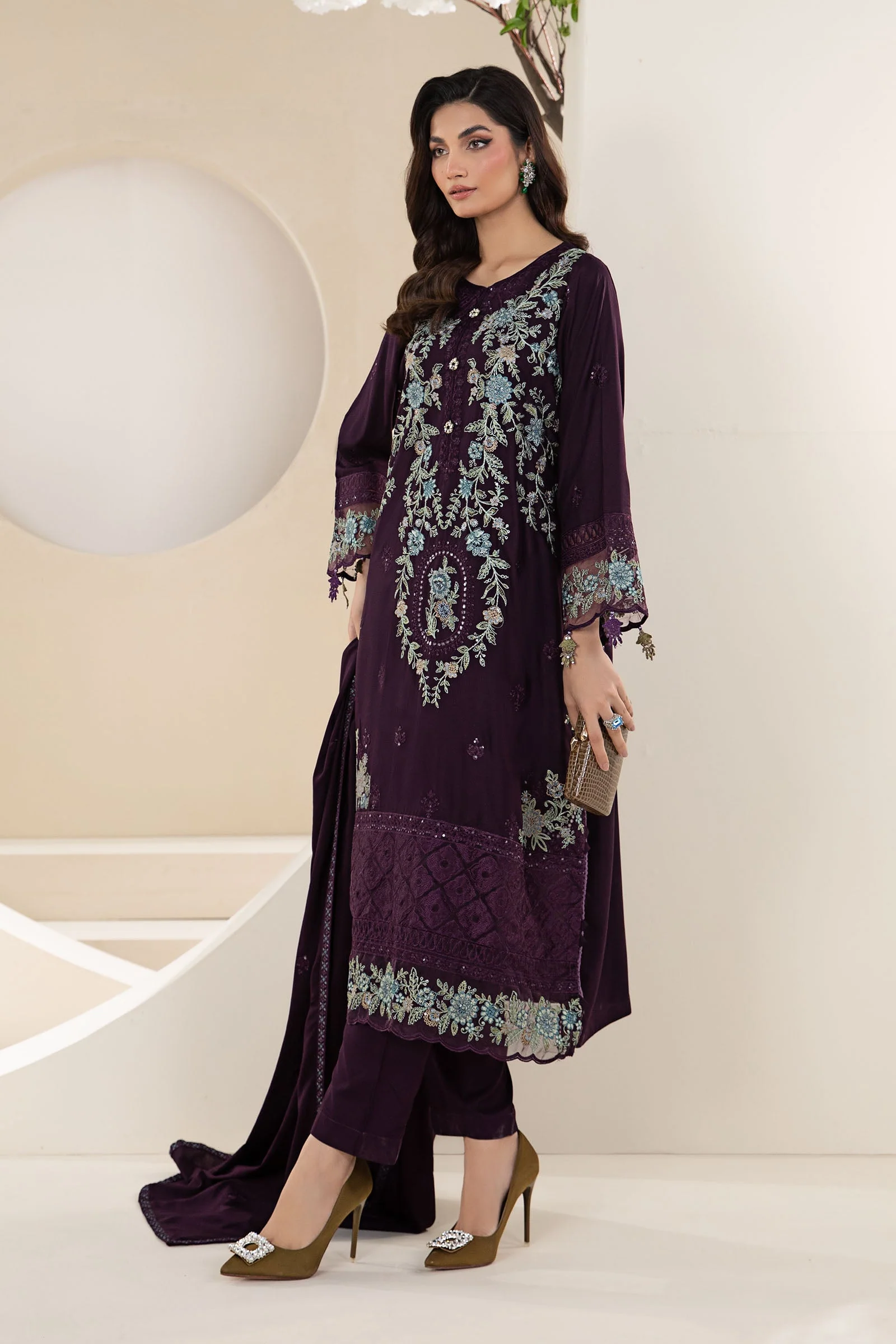 3 Piece Embroidered Linen Suit - Image 4