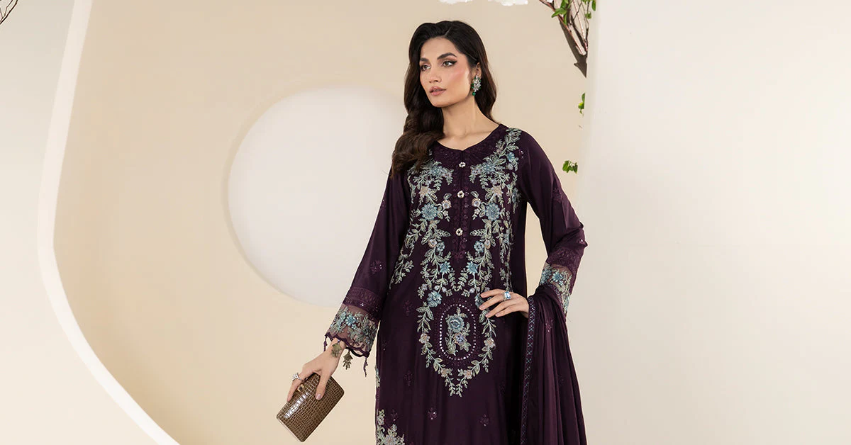 3 Piece Embroidered Linen Suit - Image 6