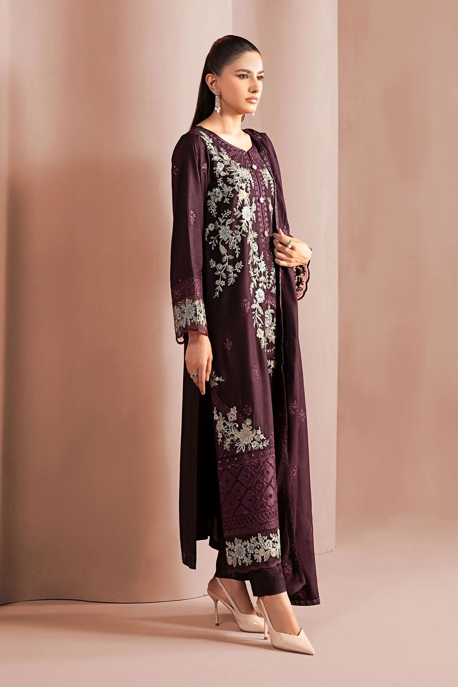 3 Piece Embroidered Linen Suit - Image 5