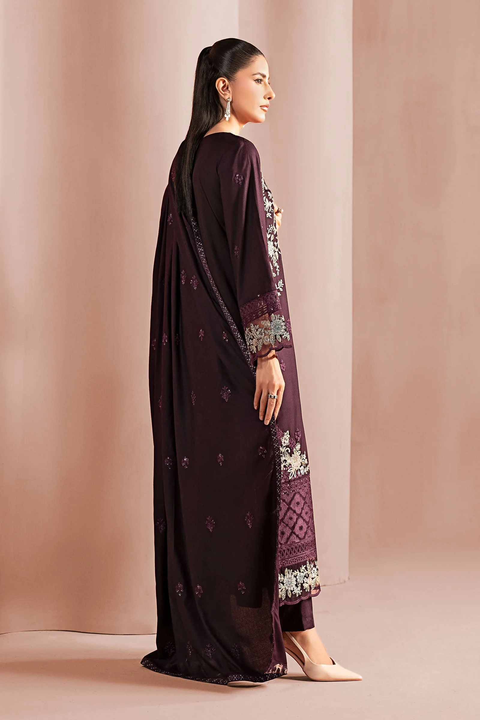 3 Piece Embroidered Linen Suit - Image 6