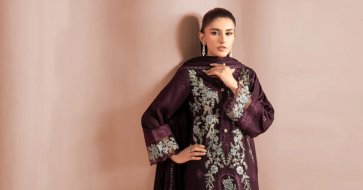 3 Piece Embroidered Linen Suit - Image 7