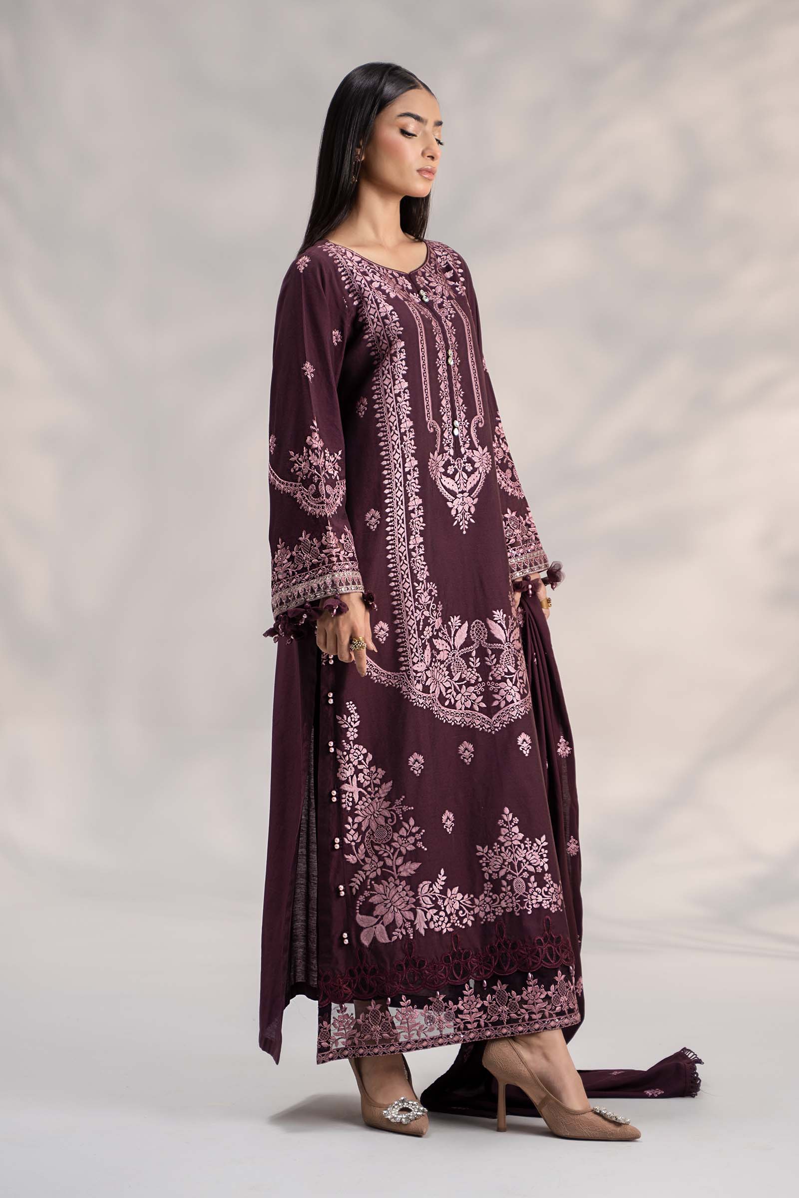 3 Piece Embroidered Linen Suit - Image 8