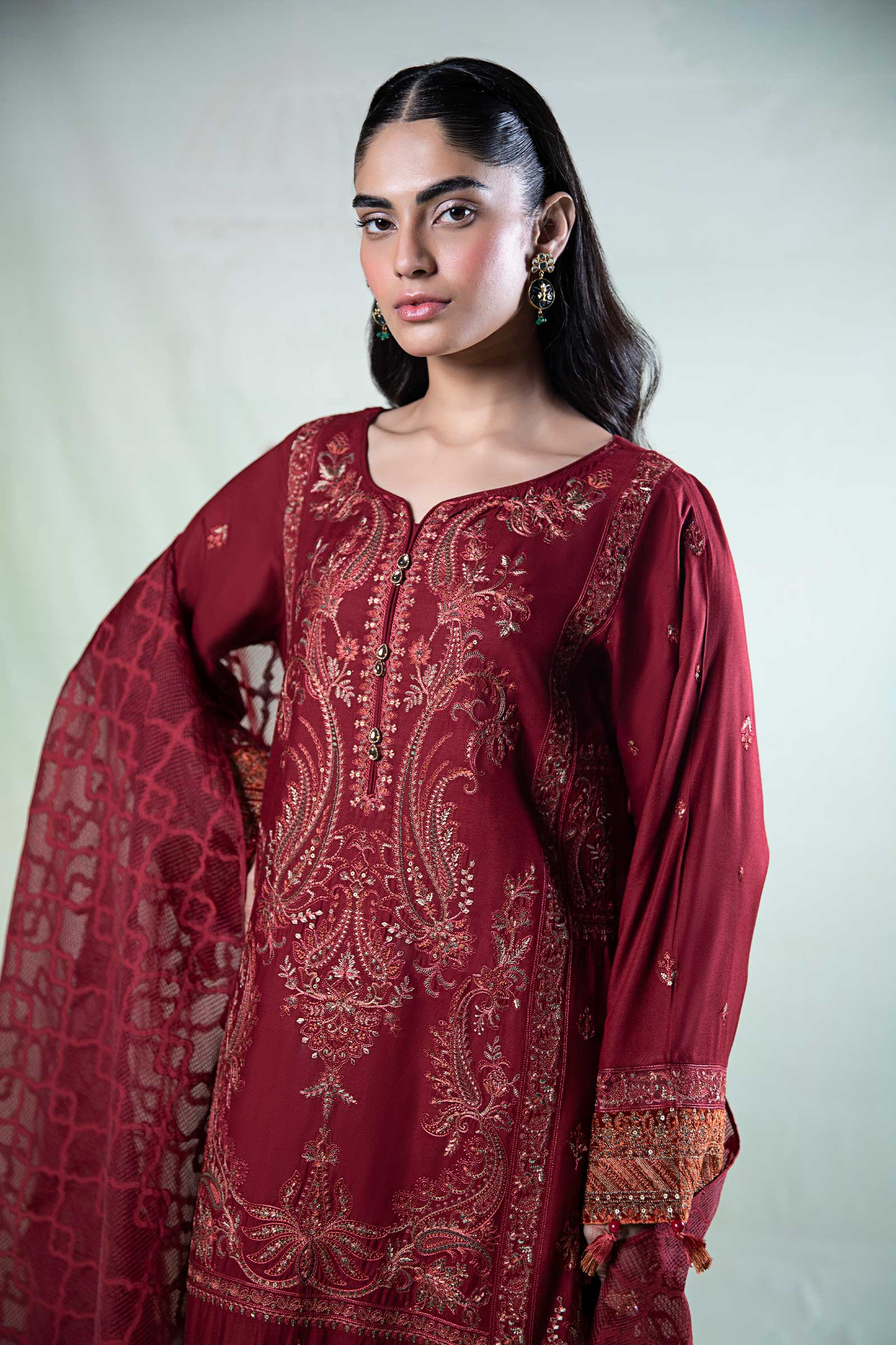 3 Piece Embroidered Khaddar Suit - Image 2