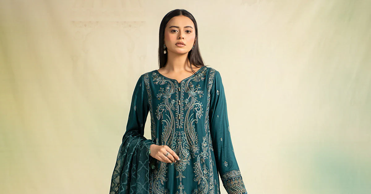 3 Piece Embroidered Linen Suit - Image 6