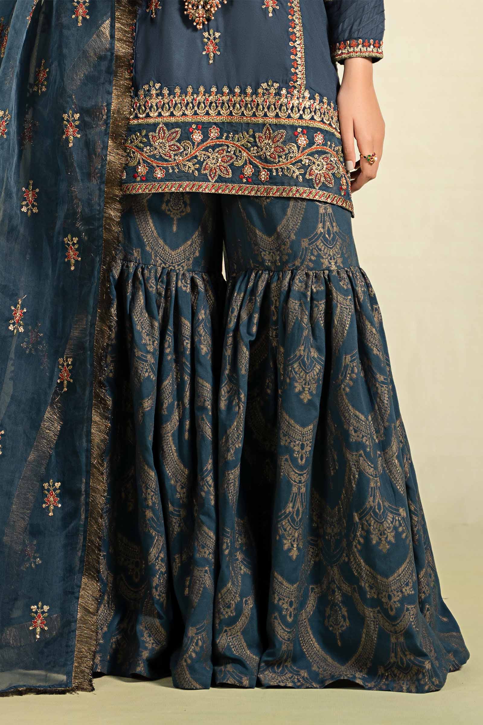 3 Piece Embroidered Linen Suit - Image 3
