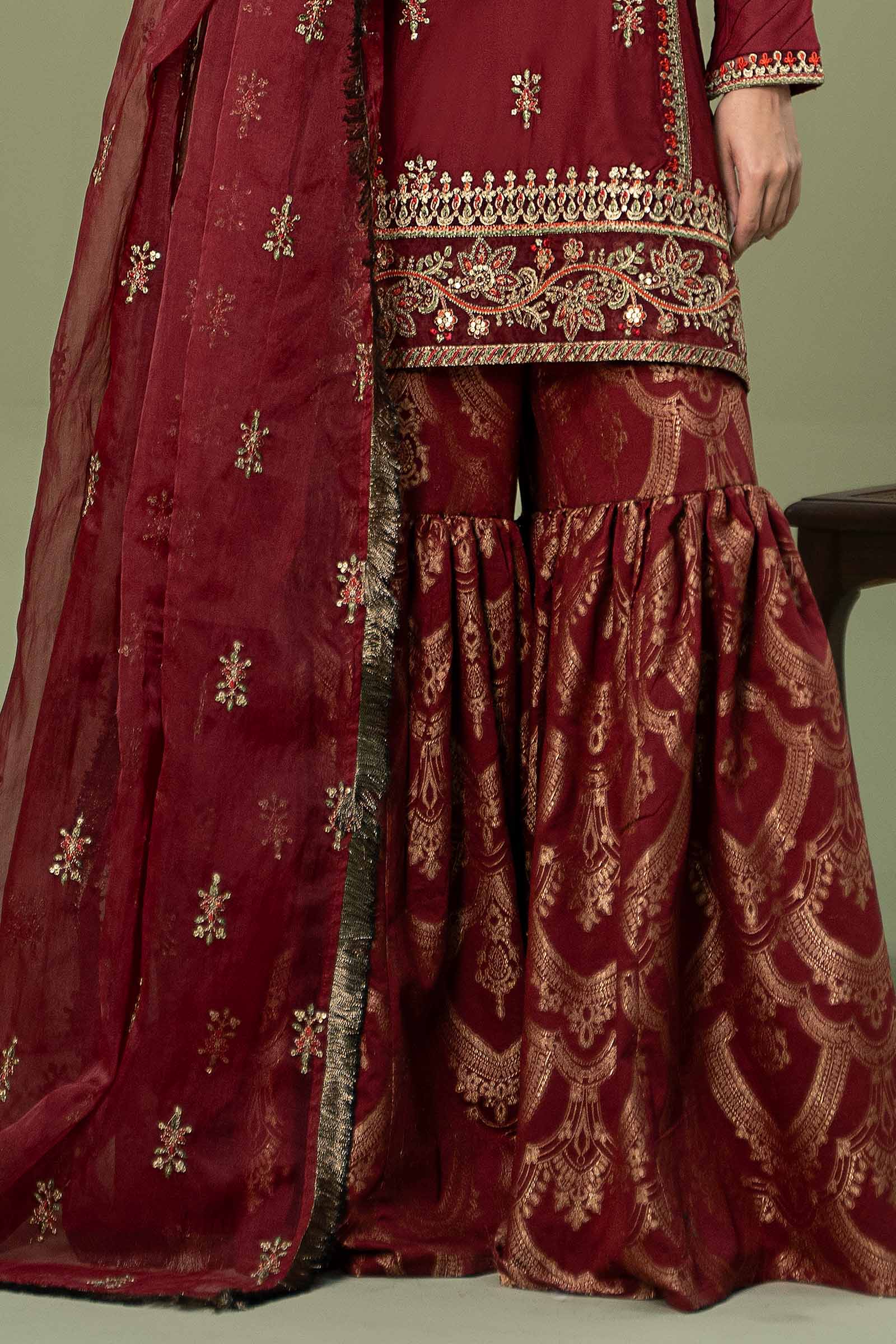 3 Piece Embroidered Linen Suit - Image 4
