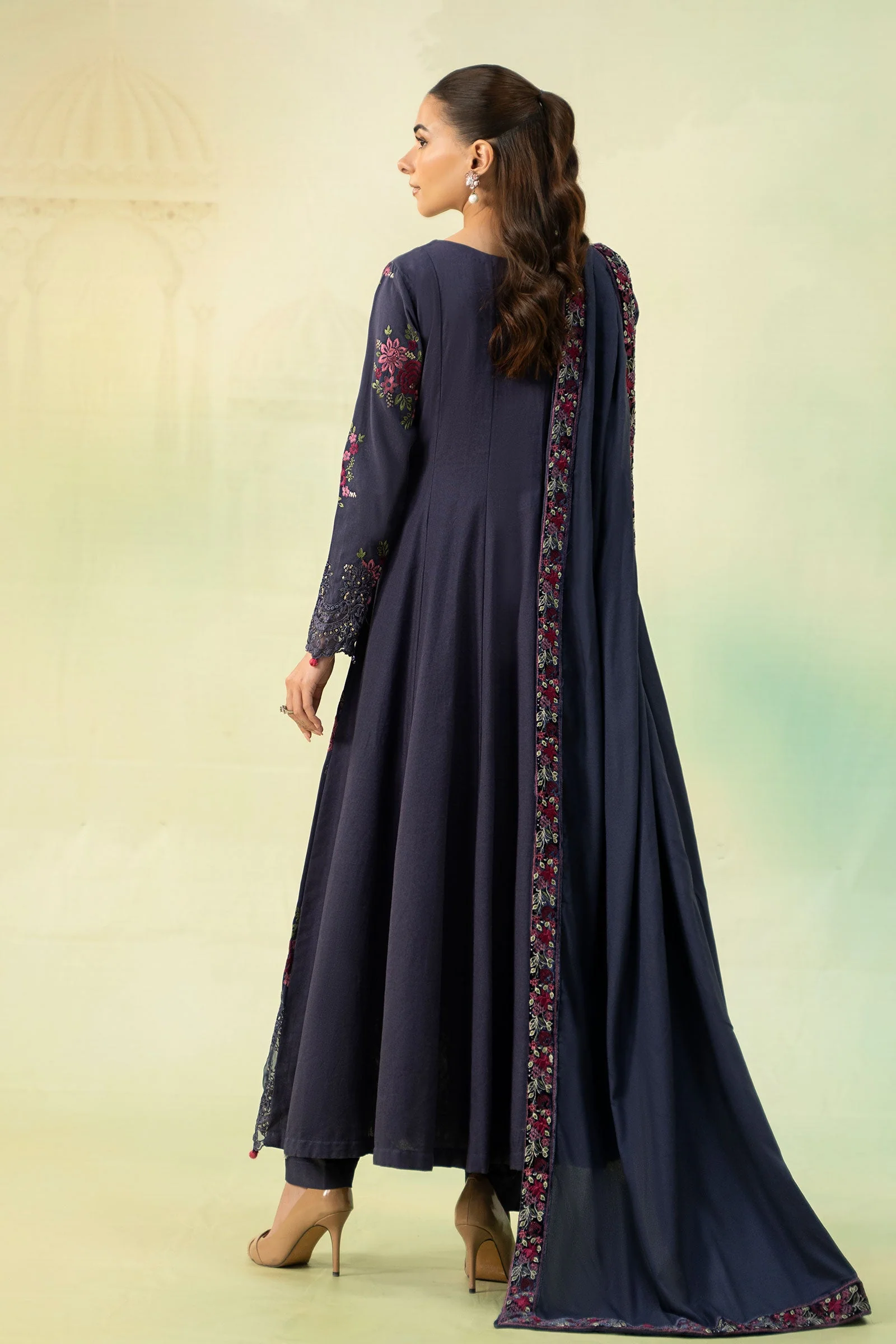 3 Piece Embroidered Khaddar Suit - Image 5