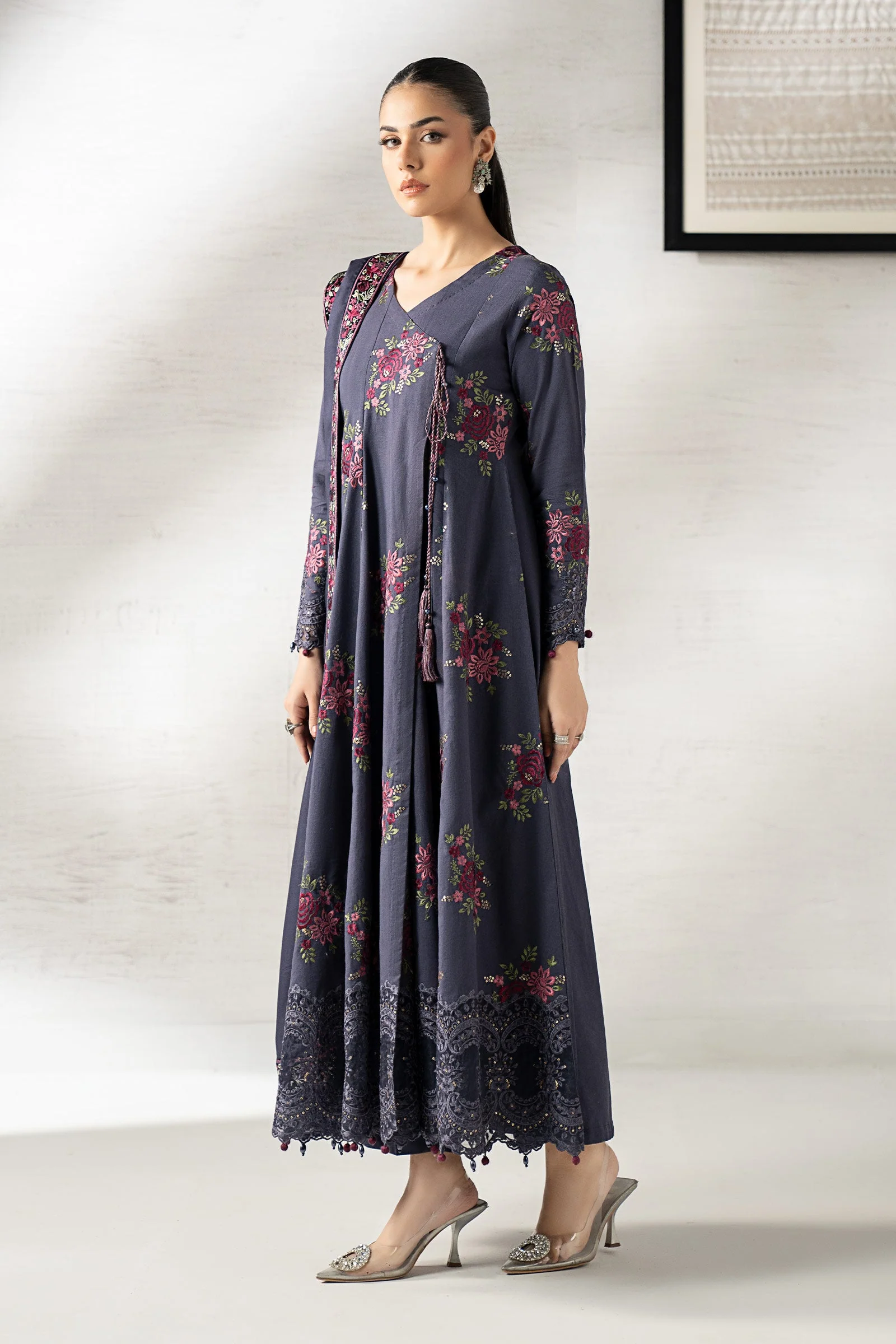 3 Piece Embroidered Khaddar Suit - Image 2