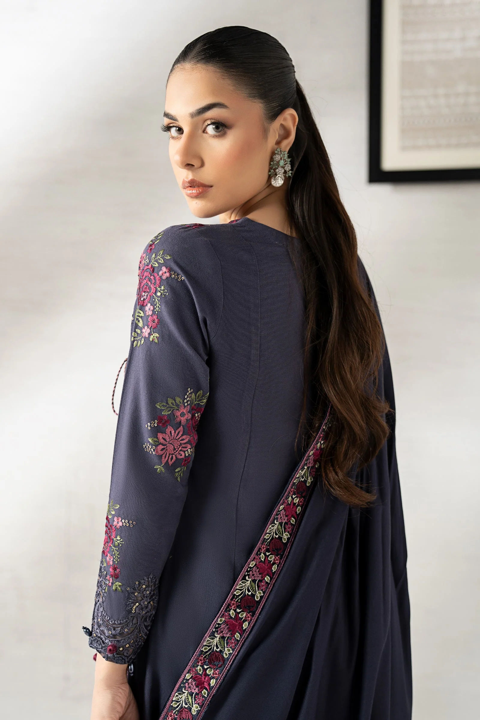 3 Piece Embroidered Khaddar Suit - Image 7