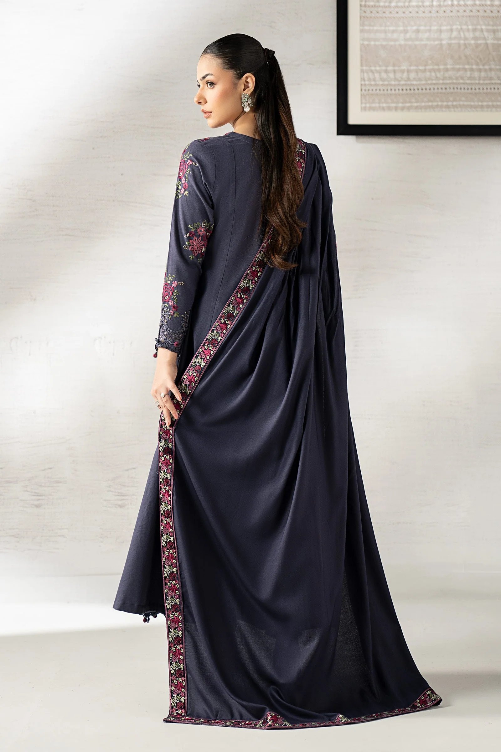 3 Piece Embroidered Khaddar Suit - Image 8