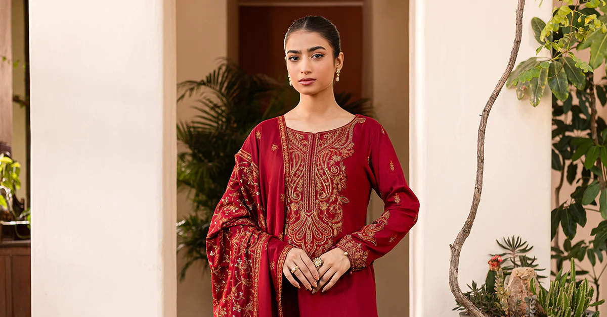 3 Piece Embroidered Linen Suit - Image 10