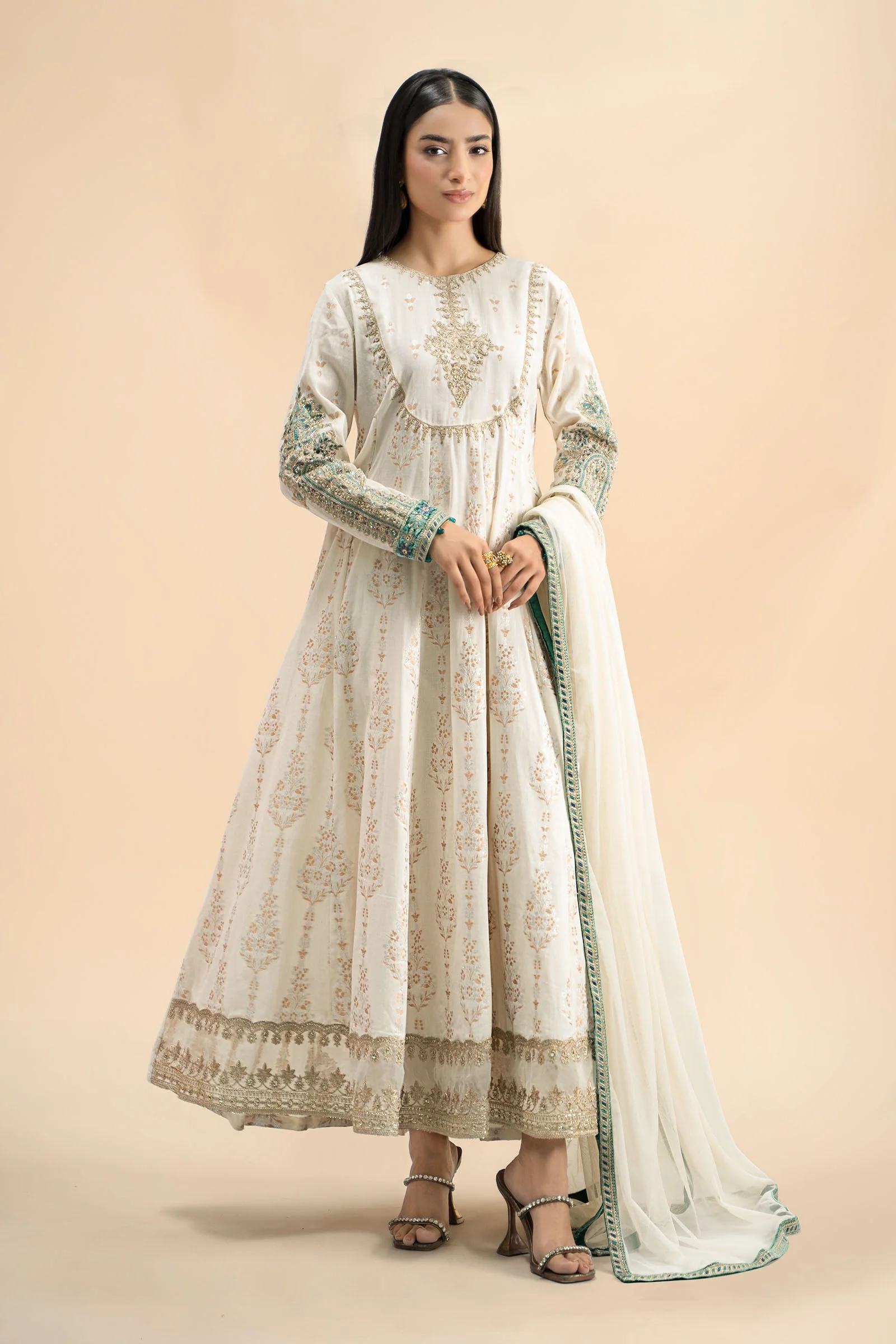 3 Piece Embroidered Jacquard Suit - Image 4