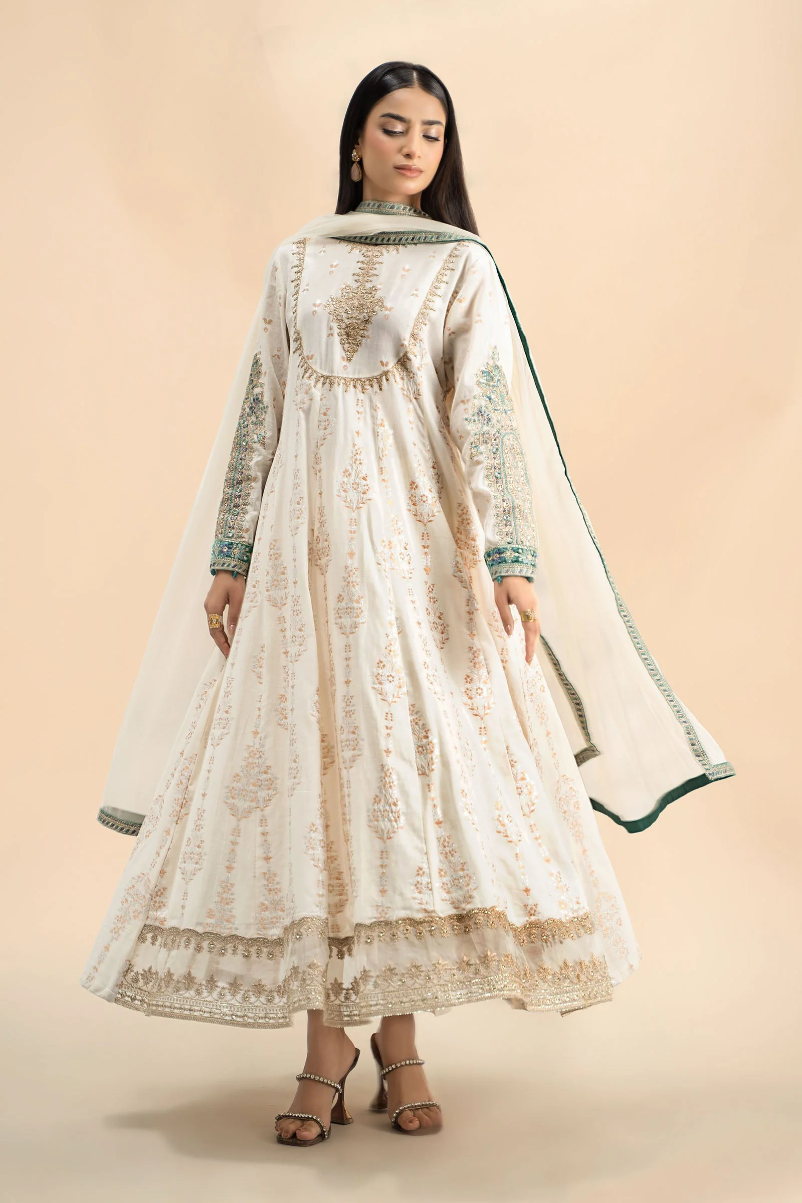 3 Piece Embroidered Jacquard Suit - Image 7